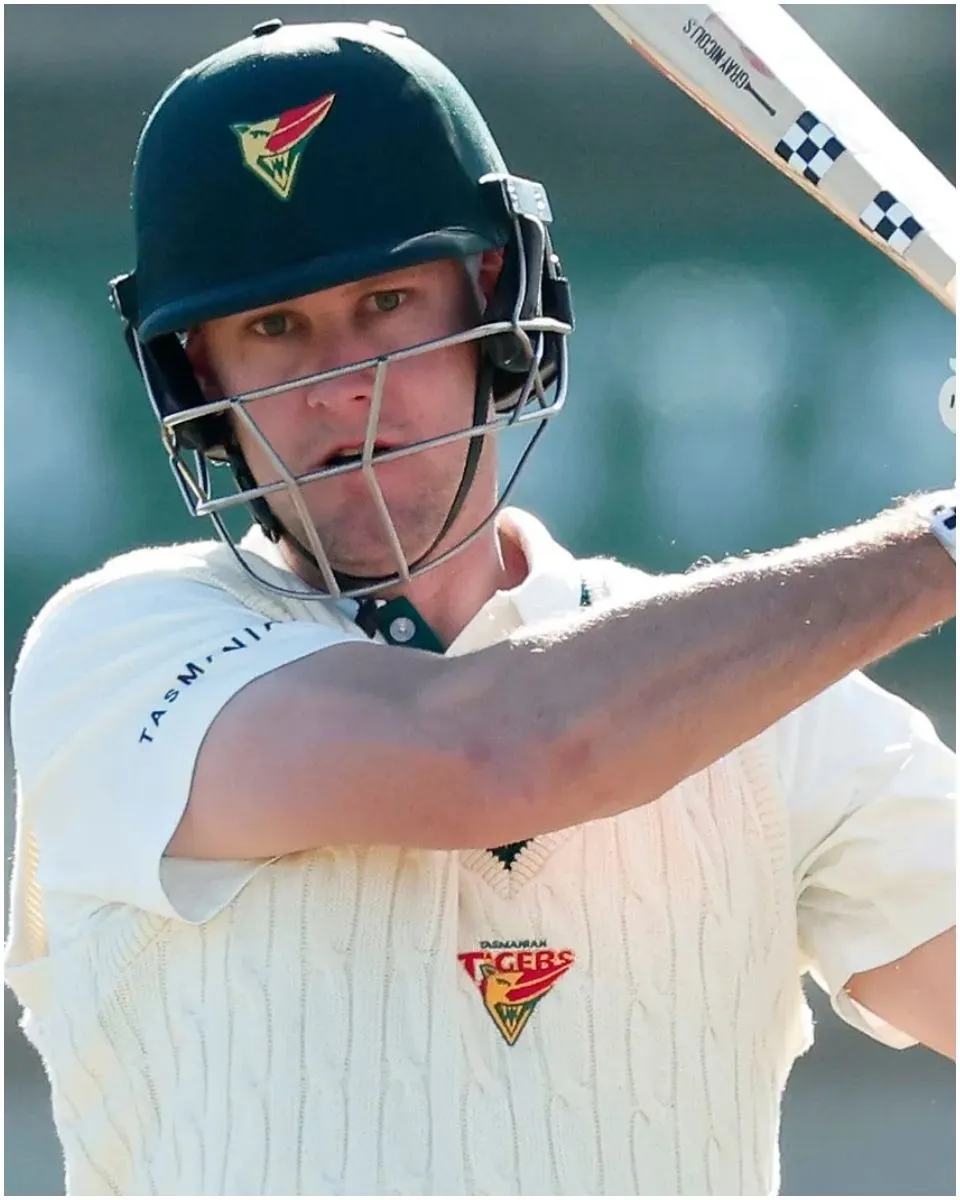 Webster 'brilliant' in county debut for Warwickshire