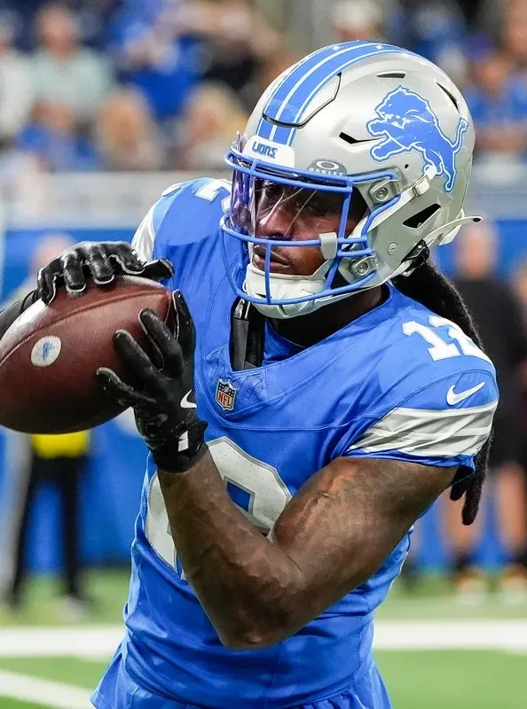 Early Lions 53-man roster prediction has Dan Campbell positioned to win Super Bowl