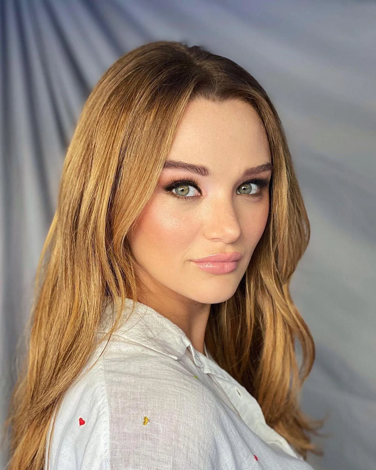 Would you like to see Hunter King return as Summer?