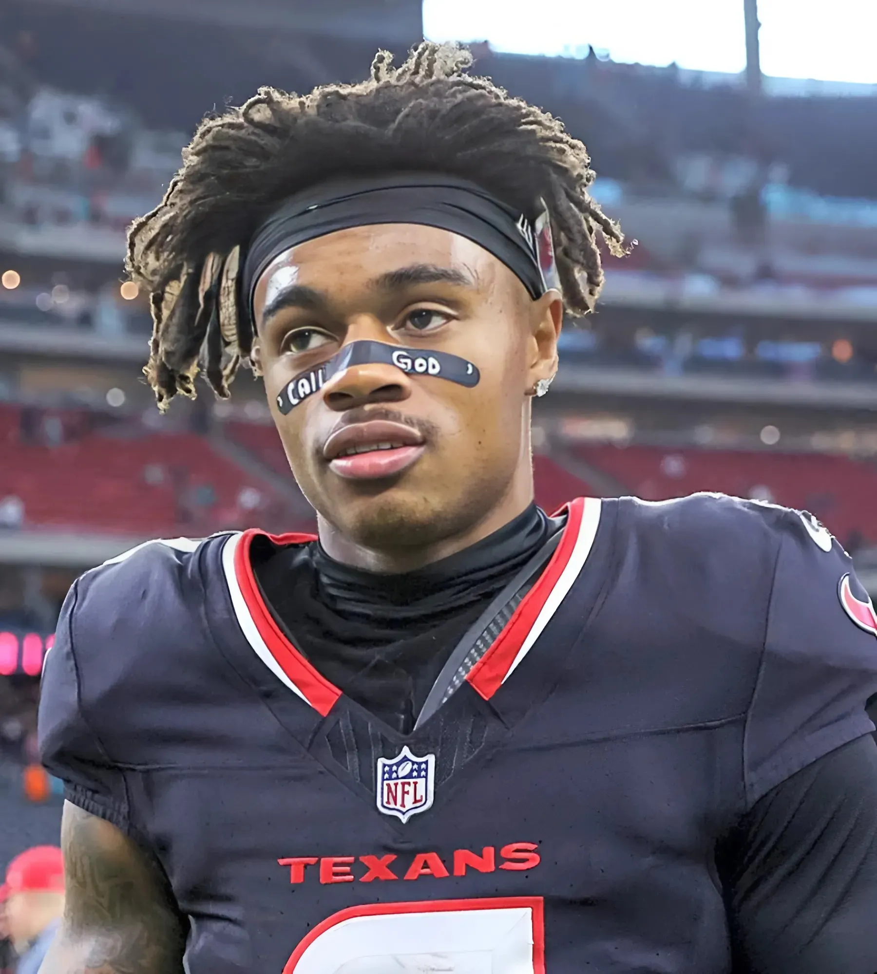 Troubling report emerges about Texans WR Tank Dell's knee injury