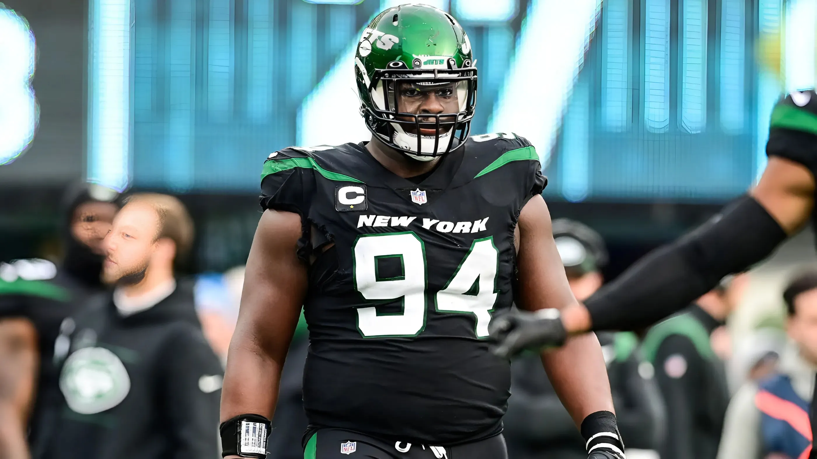 Jets Urged to Reunite With $5.1 Million 318 Pound Big Man