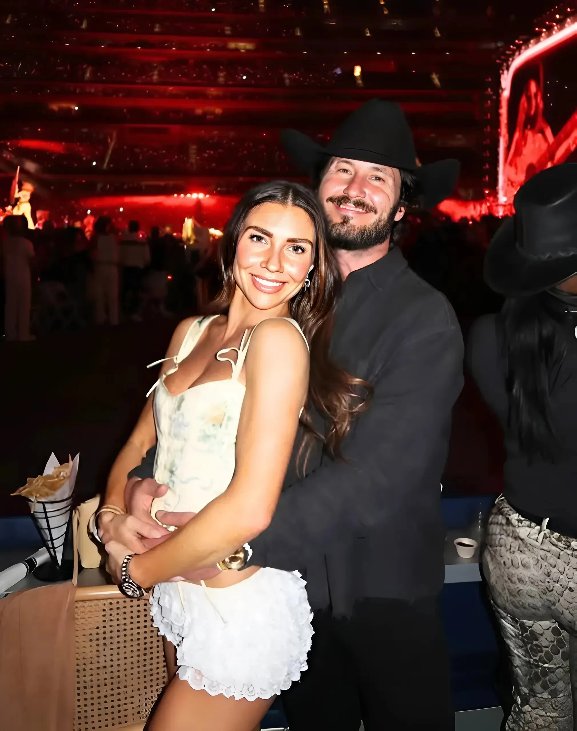 “I Thought I Was Done”: Val Chmerkovskiy Reveals Heart-Stopping Health Scare That Left Him Paralyzed with Pain — Fears for His DWTS FuturePlay VideoClose Player