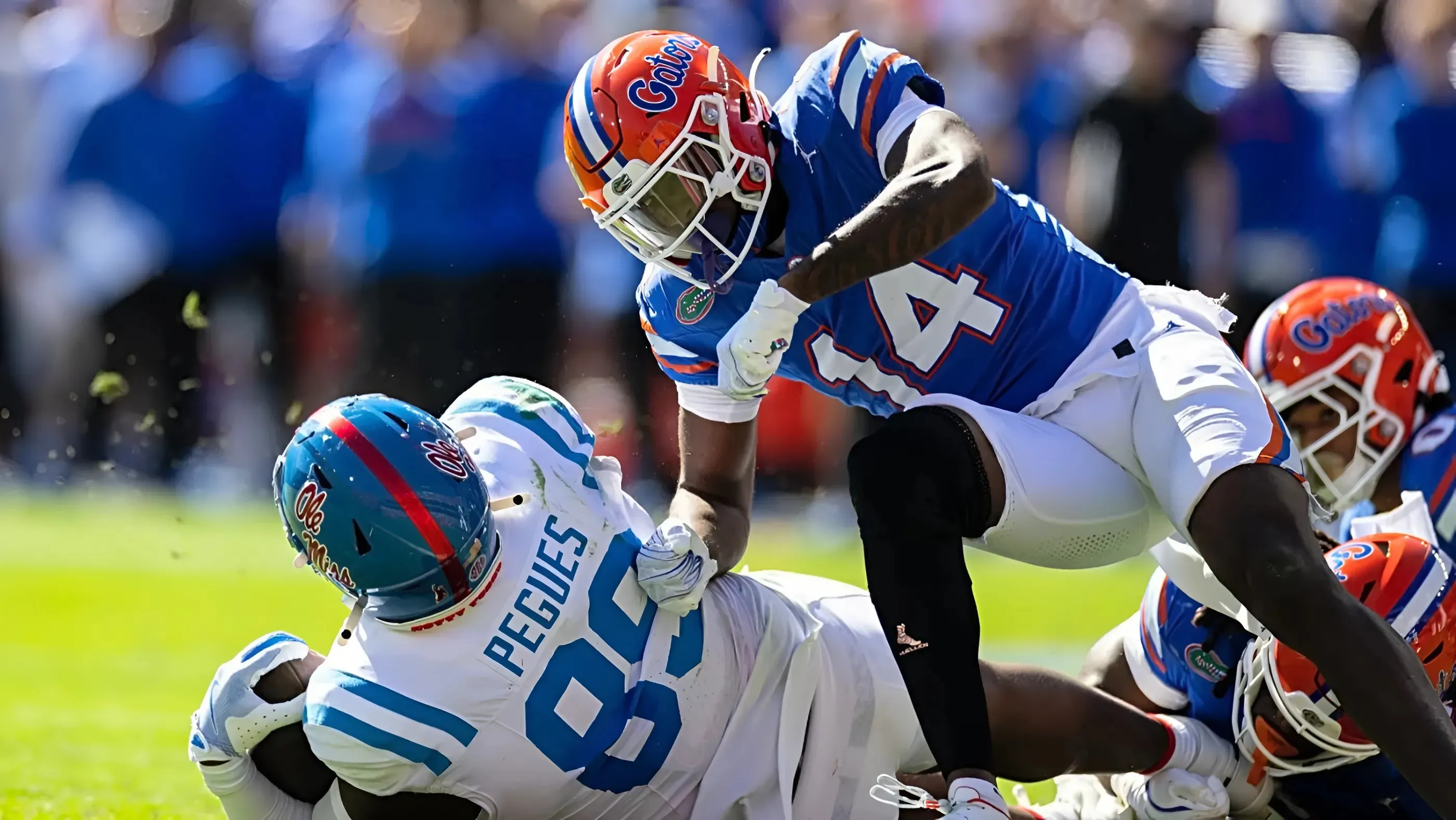 Playing as the wildcat quarterback in college has actually helped Raiders rookie JJ Pegues play defensive tackle better