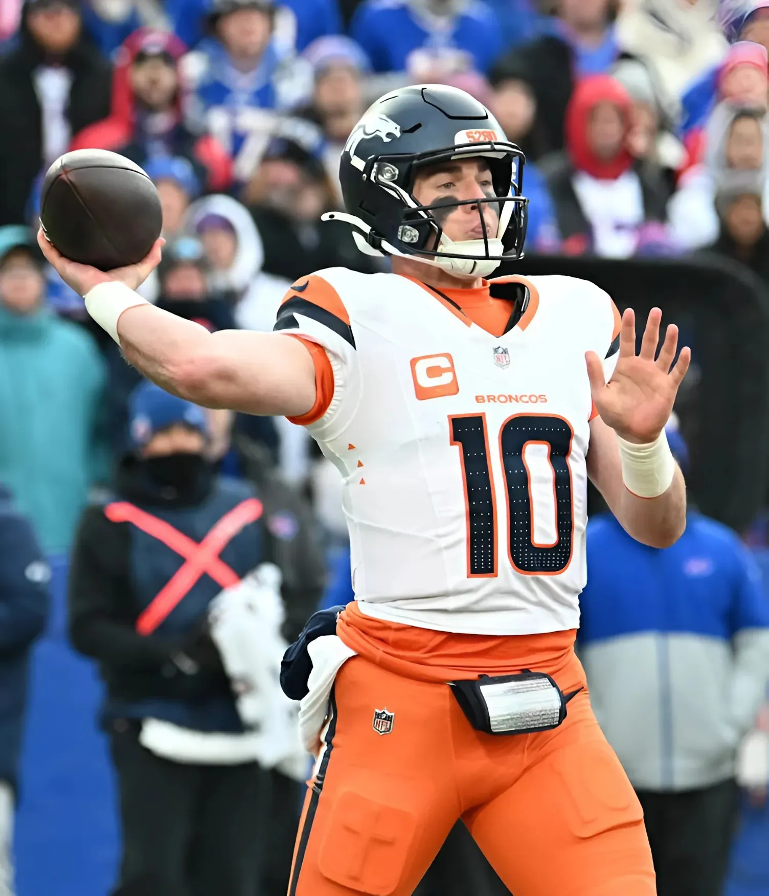 Denver Broncos' Bo Nix Praised By New Teammates Talanoa Hufanga, Dre Greenlaw