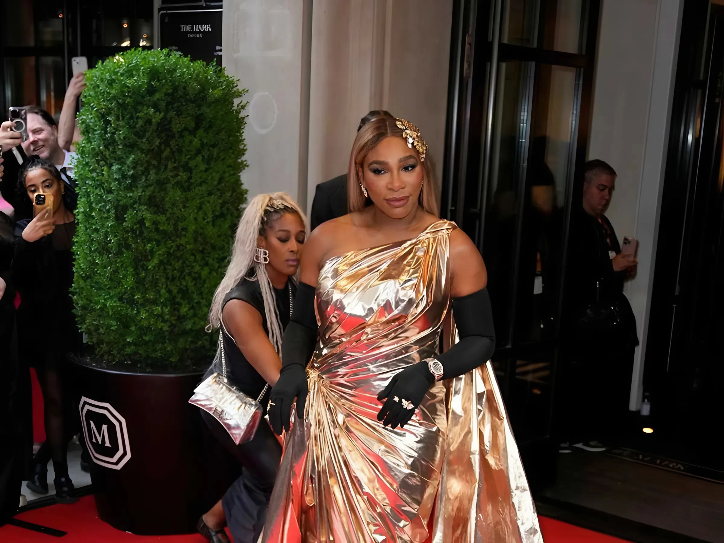Serena Williams Gushes Over Rihanna on Met Gala Day: 'I'm Obsessed With Her'