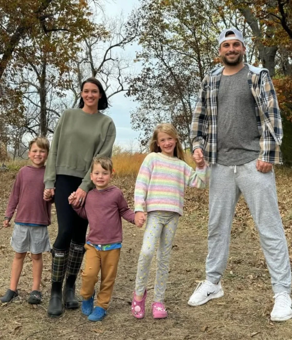 Jade Roper & Tanner Tolbert Buy New Home and Plan Renovations: ‘I Don’t Even Own Tools’