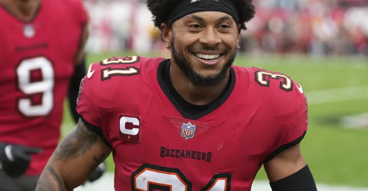 Buccaneers star named best at position in NFL by Super Bowl champ