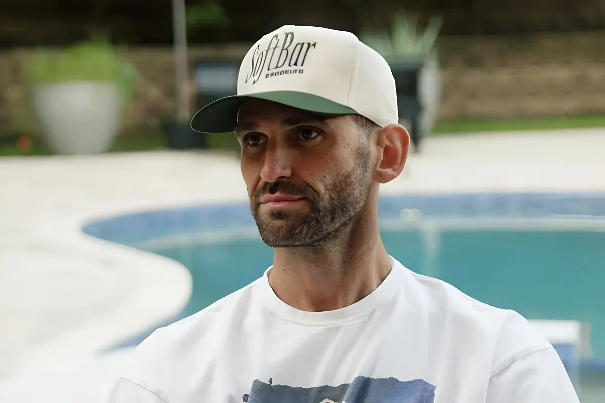 Carl Details Soft Bar's "Risky" Lease for $10K a Month: "If We Have to File for Bankruptcy…" tram