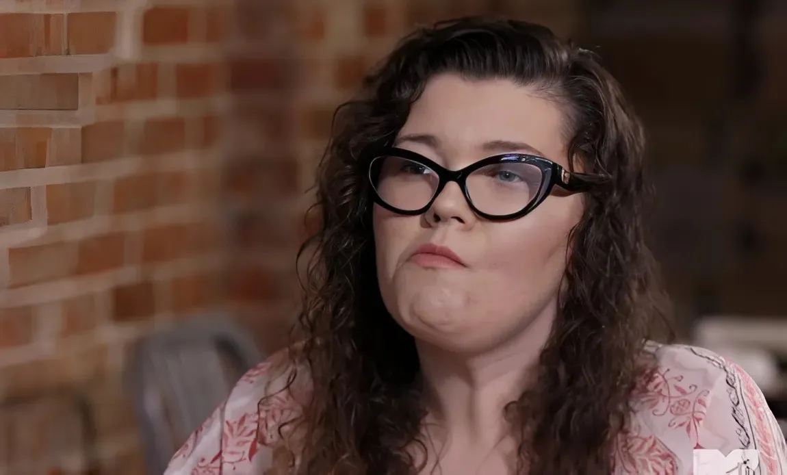 Amber Portwood Lashes Out on TikTok Live After Accusations of Abandoning Daughter Leah!