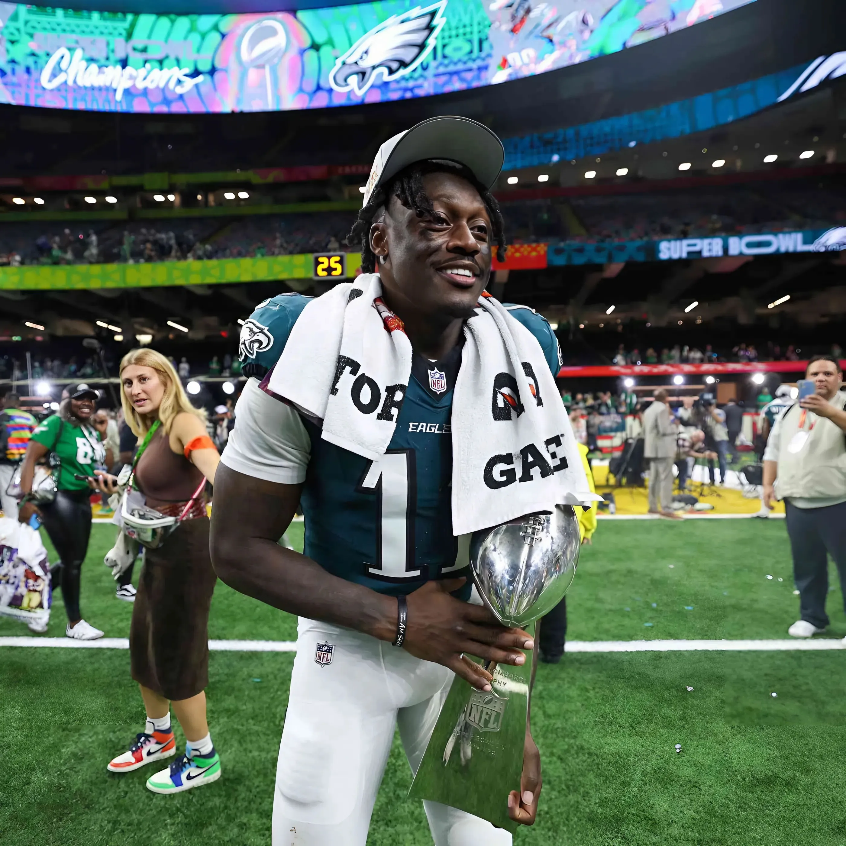 Eagles star A.J. Brown’s marriage proposal features John Legend