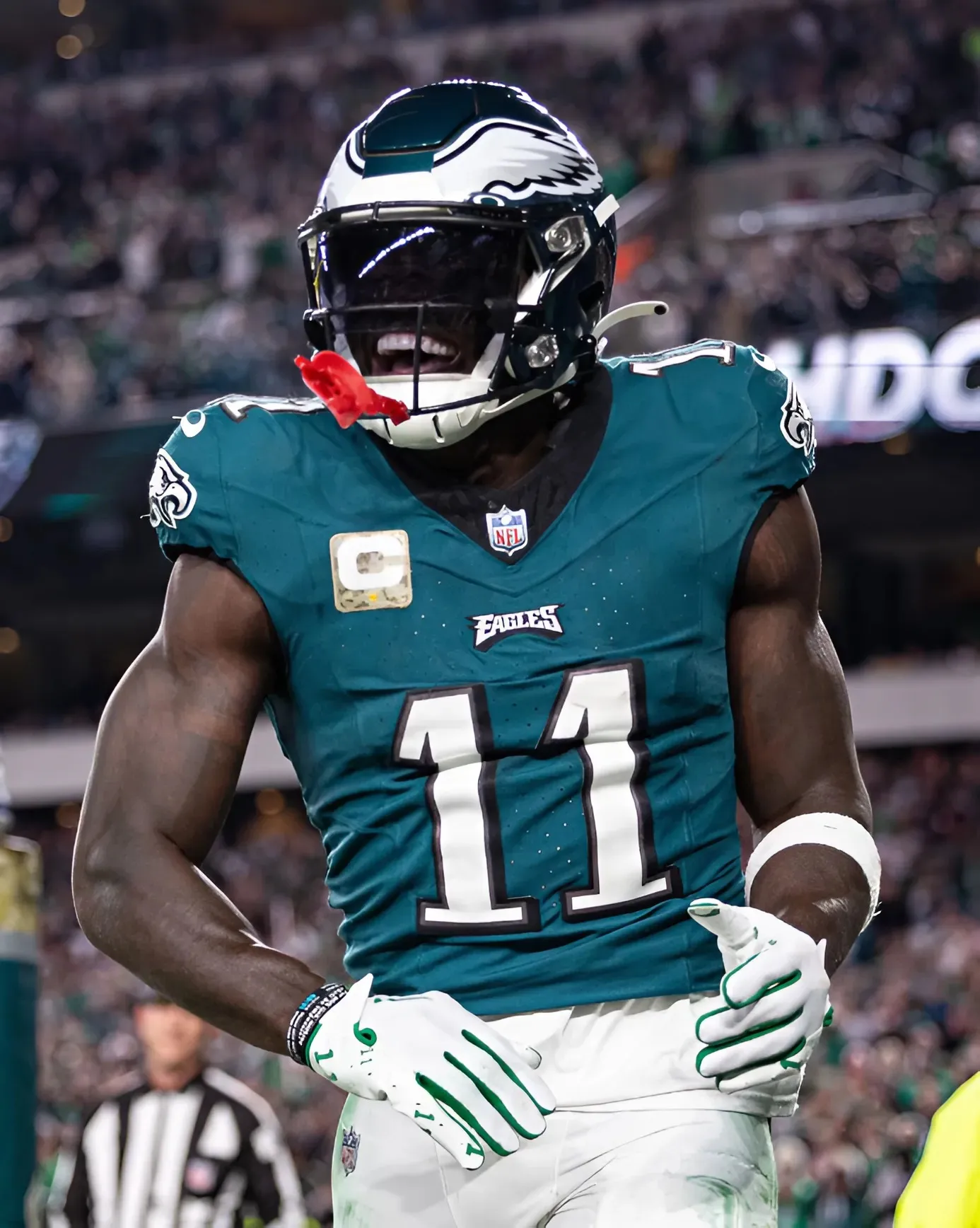 Patriots NOT Chasing A.J. Brown Trade — But Another Eagles Star Could Be in Play!