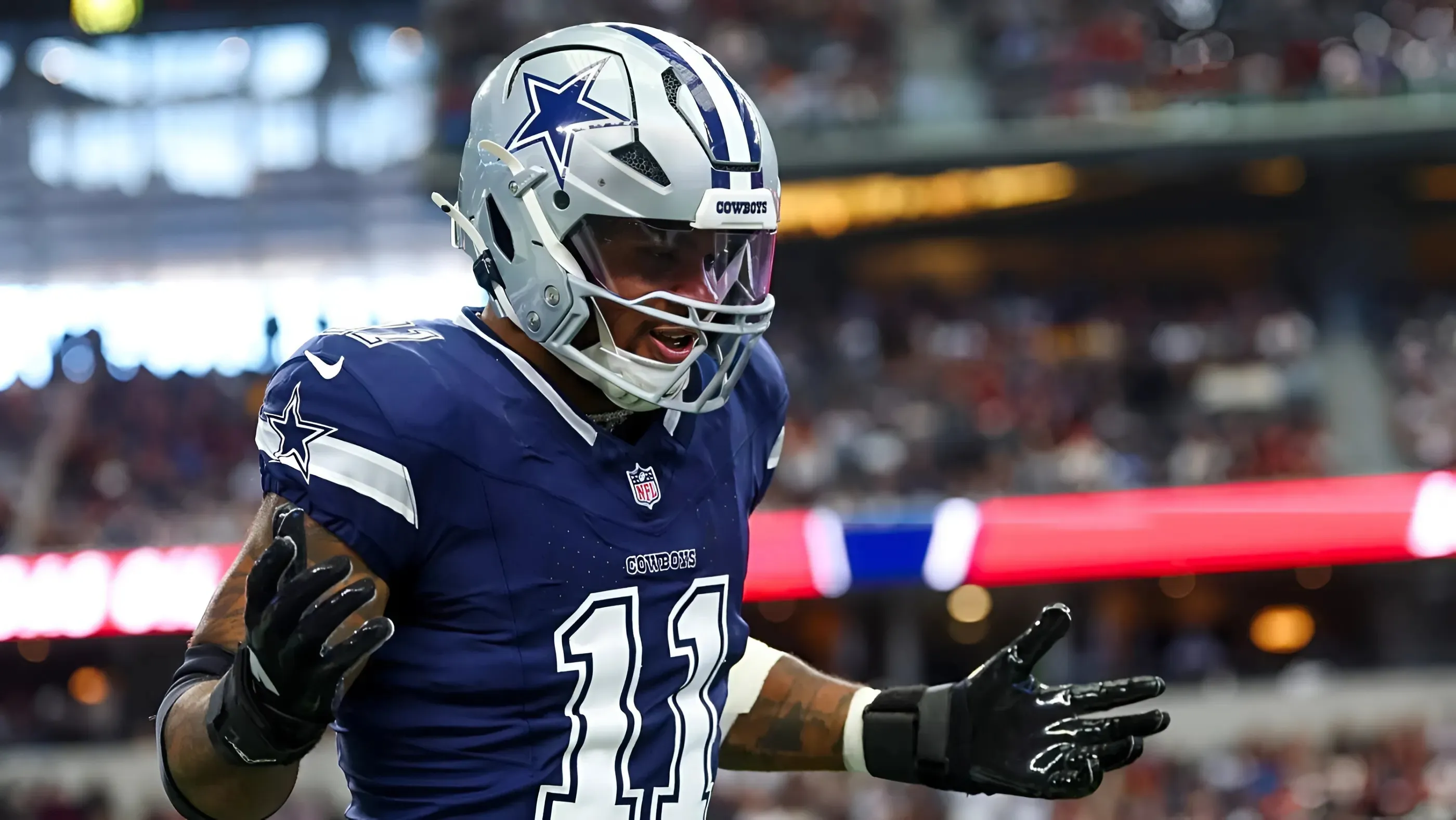 Cowboys Micah Parsons Update Highlights Weird $161 Million Claim