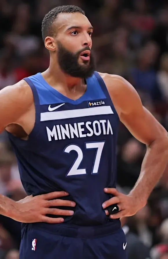 Mavericks explored wild move for controversial big man before trading Luka Doncic
