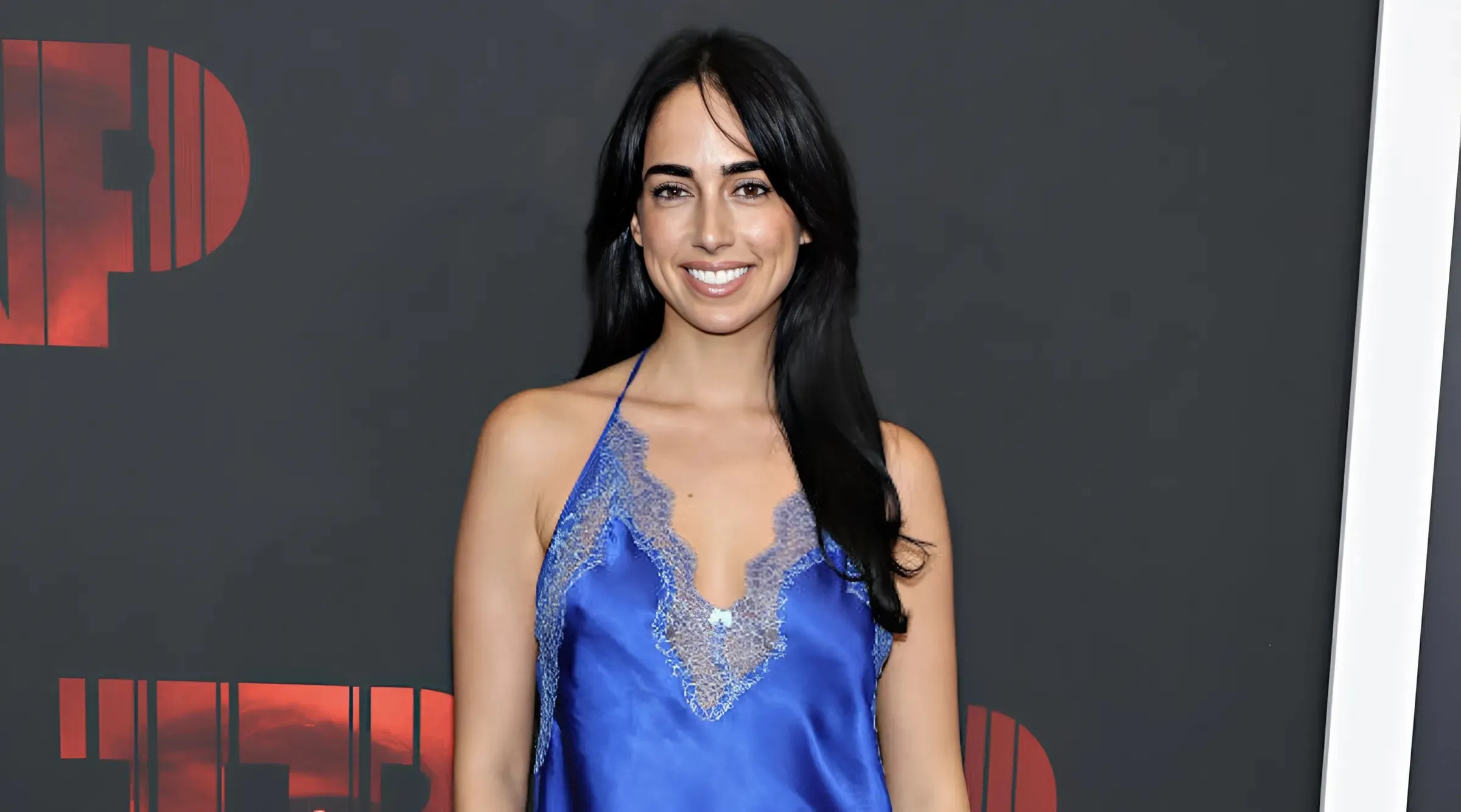 F1 Fans Slam ‘Bachelor’ Star for ‘Fl.ashing’ Drivers at Race