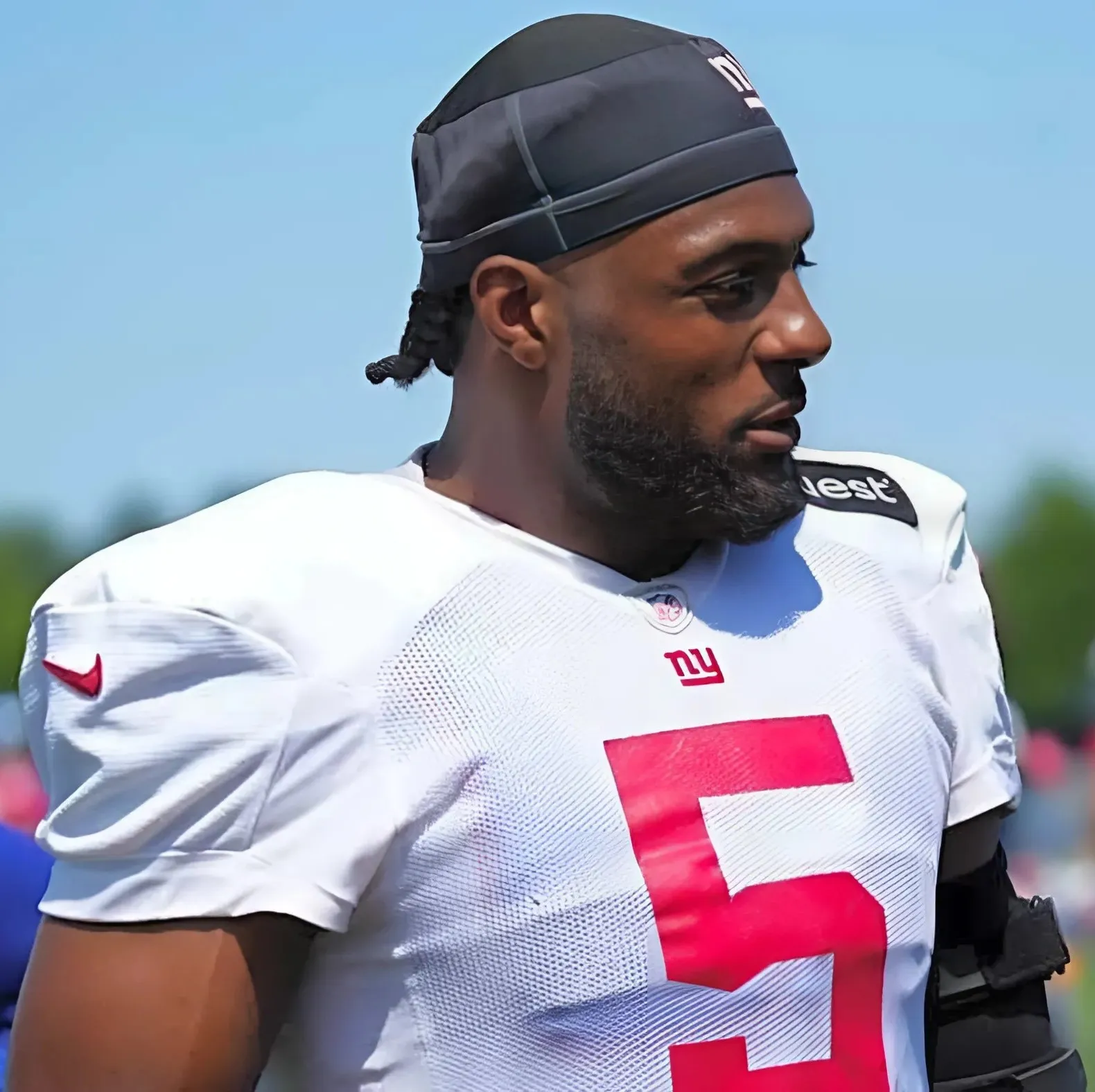 Carolina Panthers urged to trade for 'exciting' Giants pass rusher