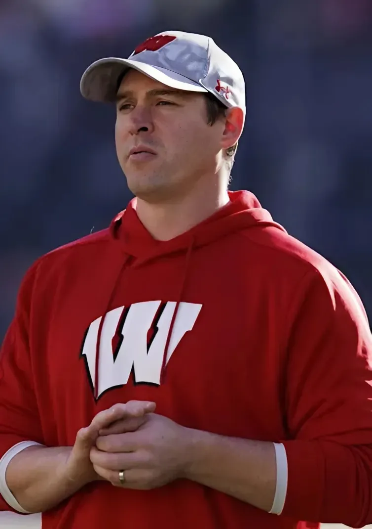 Jim Leonhard tried to steal Hunter Wohler for his Denver Broncos, away from Indianapolis Colts