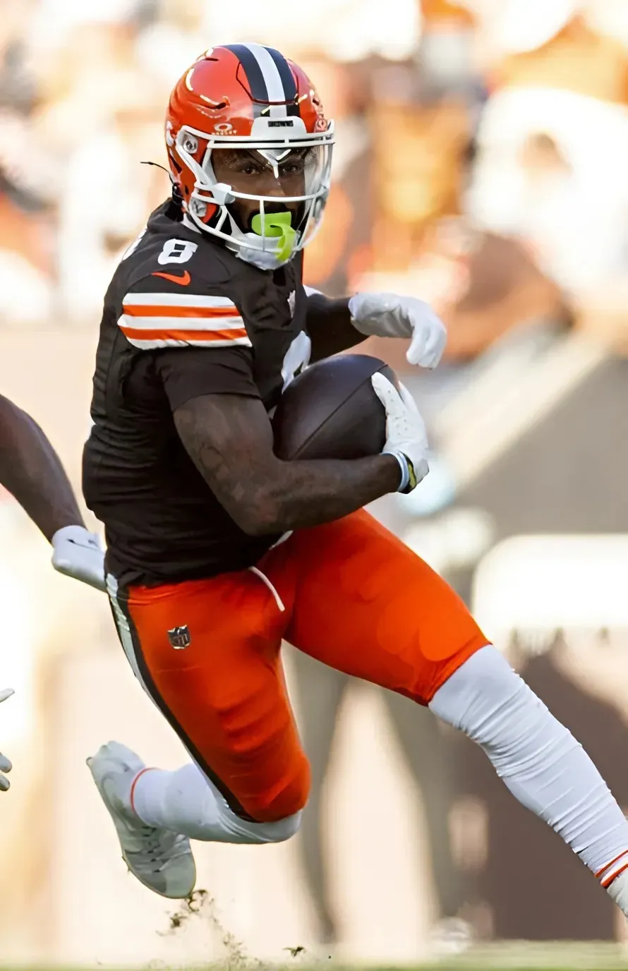 Elijah Moore throws shade at the Browns shortly after signing with the Buffalo Bills as a free agent