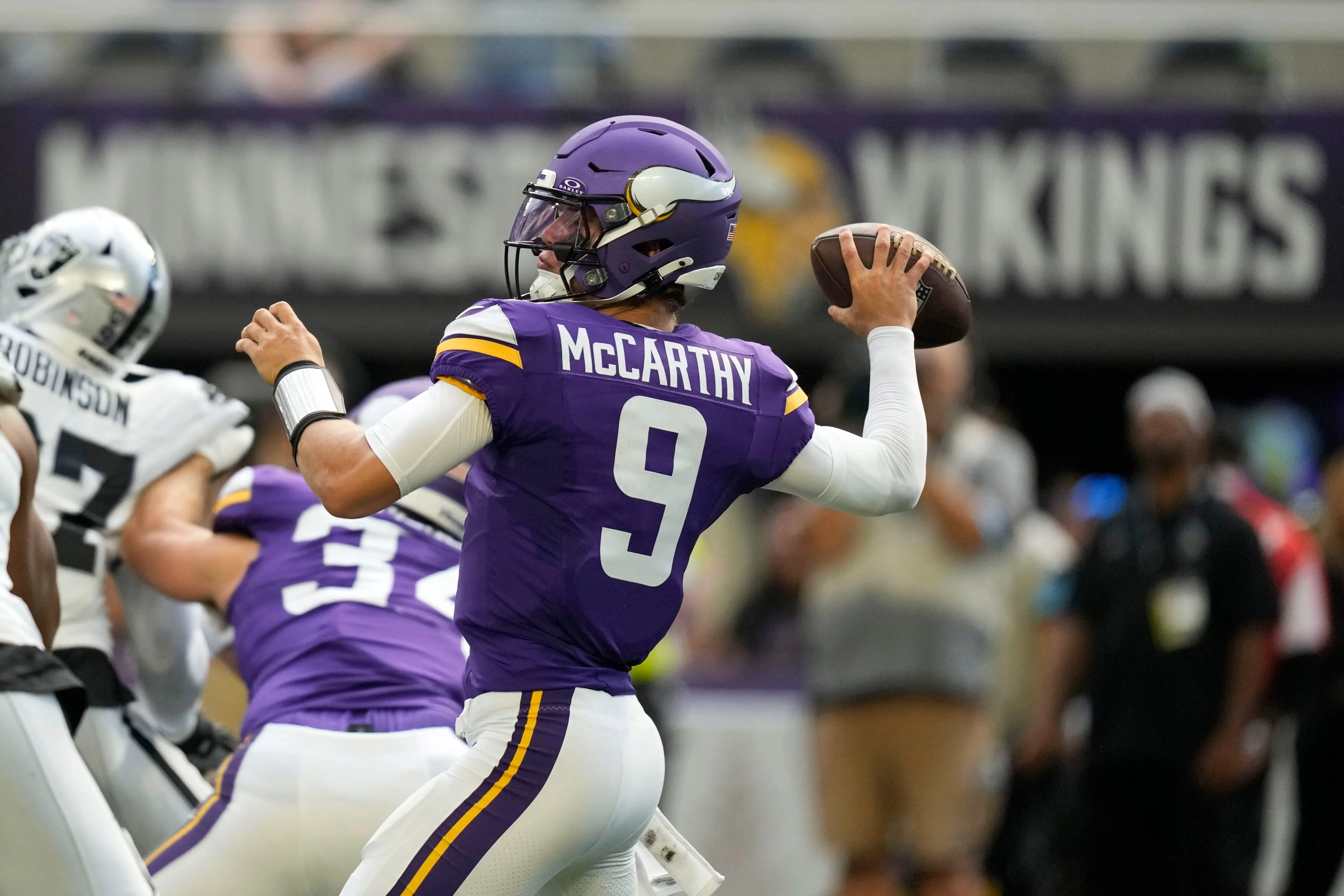 Bold Vikings plan could save J.J. McCarthy from 2025 collapse