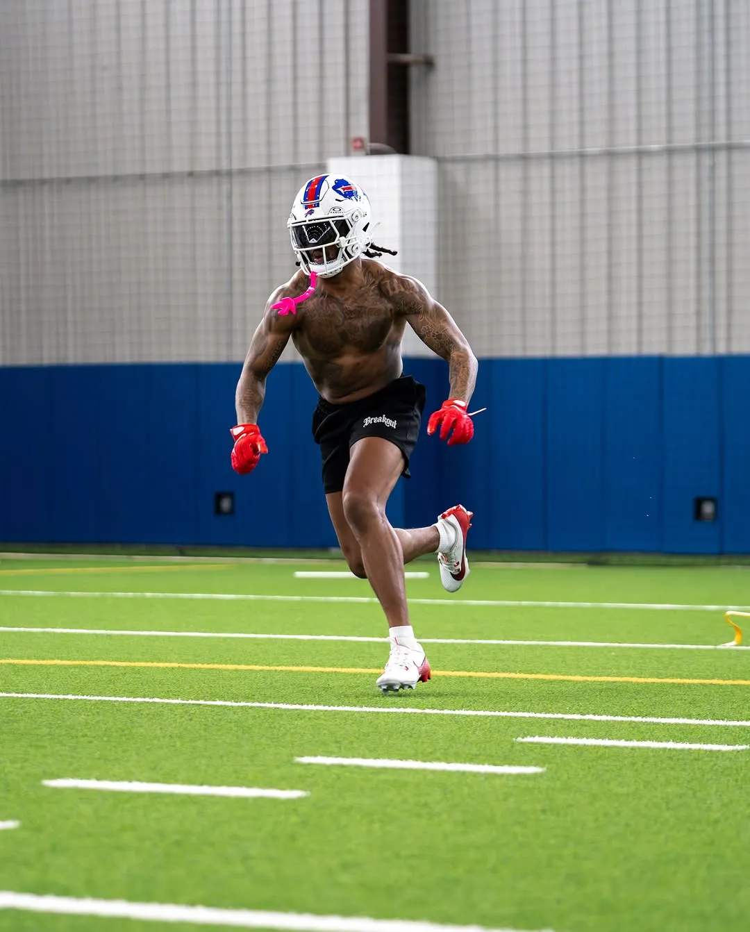 'Shrewd' Bills' free-agent signing means WR competition 'should be fierce'