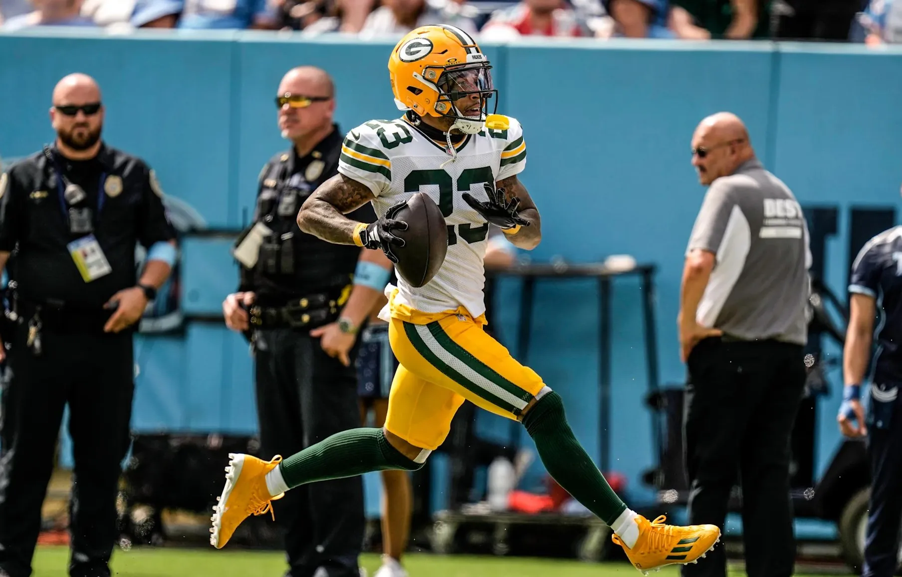 49ers Signing Controversial Packers Cornerback Predicted By NFL Insider