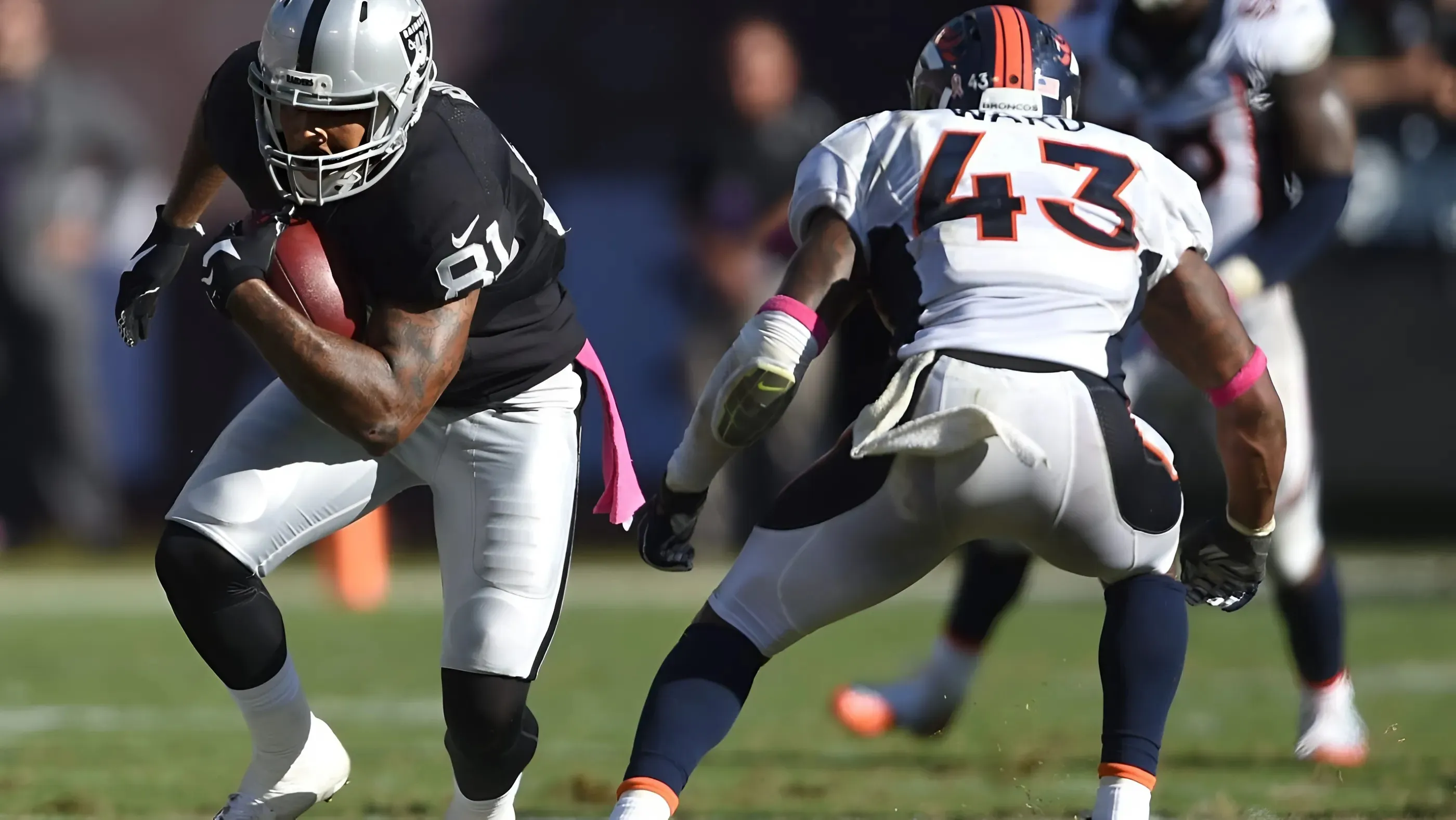 Raiders Could Reunite With Former Star WR This Offseason