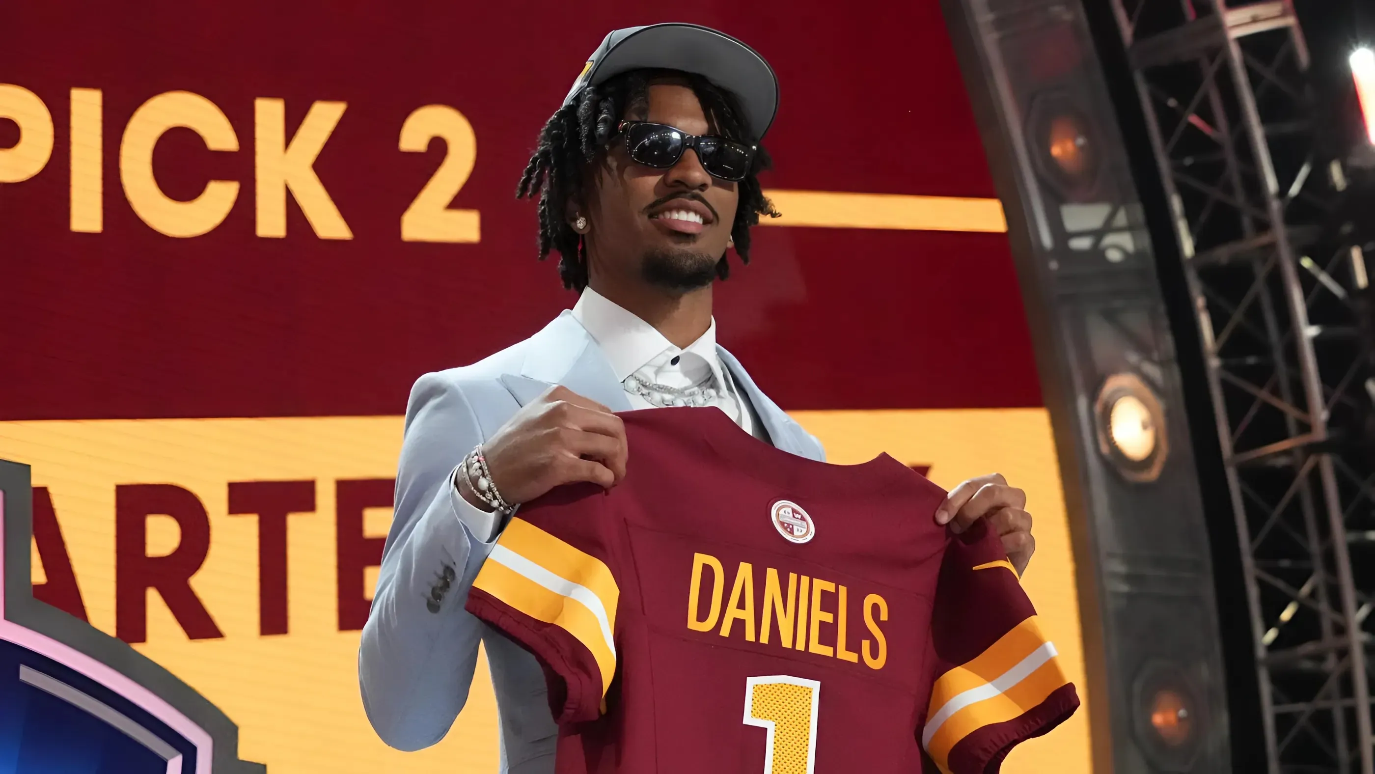 NFL offers sneak peek at what the 2027 draft in Washington, D.C. will look like
