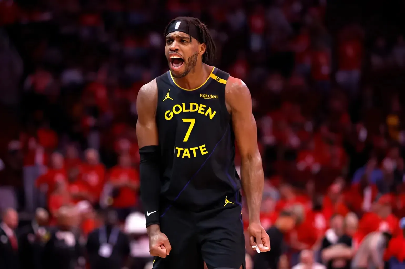 Warriors Star Involved in Bizarre Mishap Before Game 1 Tip-Off