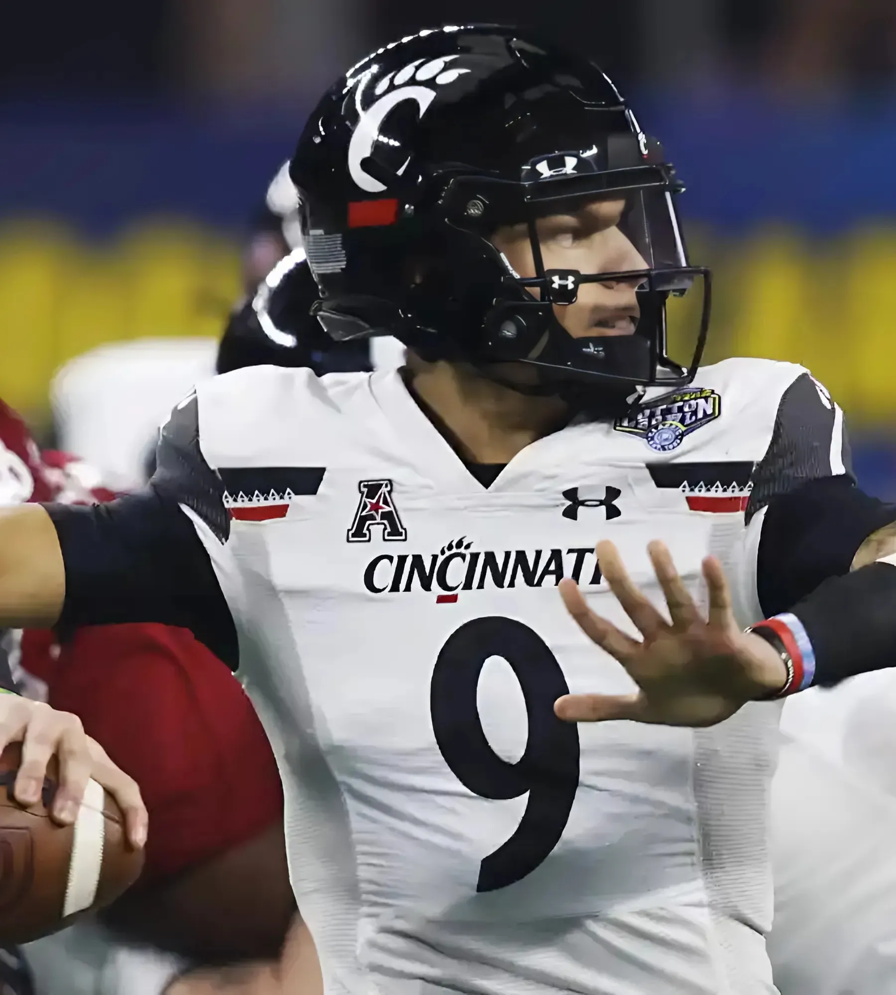 Broncos invite Cincinnati Bearcats all-time leader in passing touchdowns to rookie minicamp