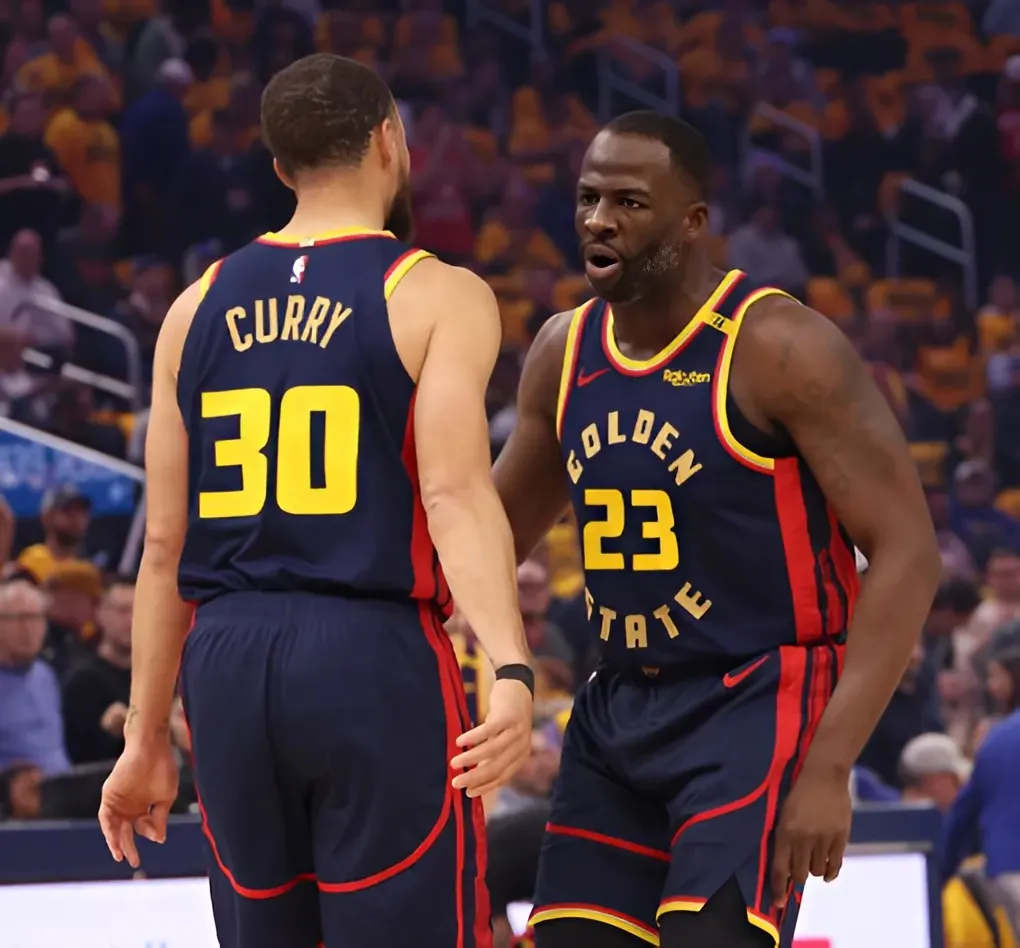 What Warriors’ Stephen Curry Told Draymond Green After Injury