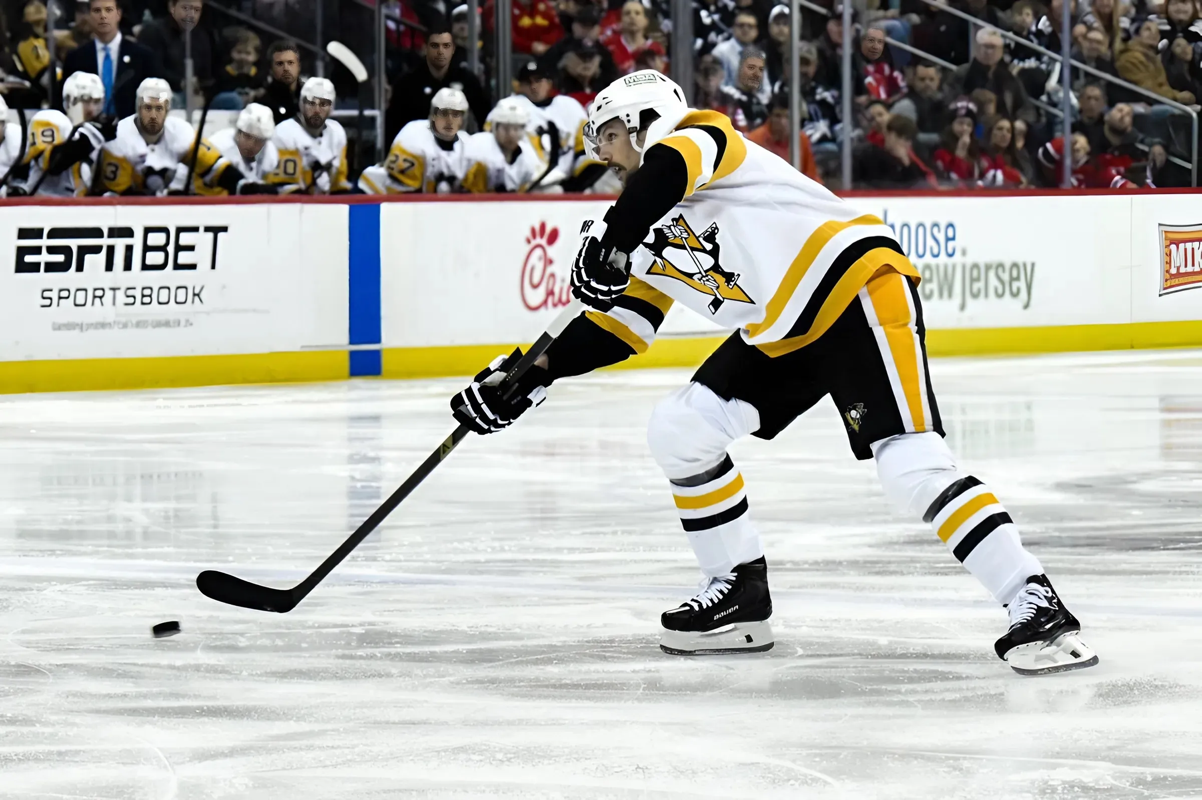 Penguins fall to 11th overall pick after lottery