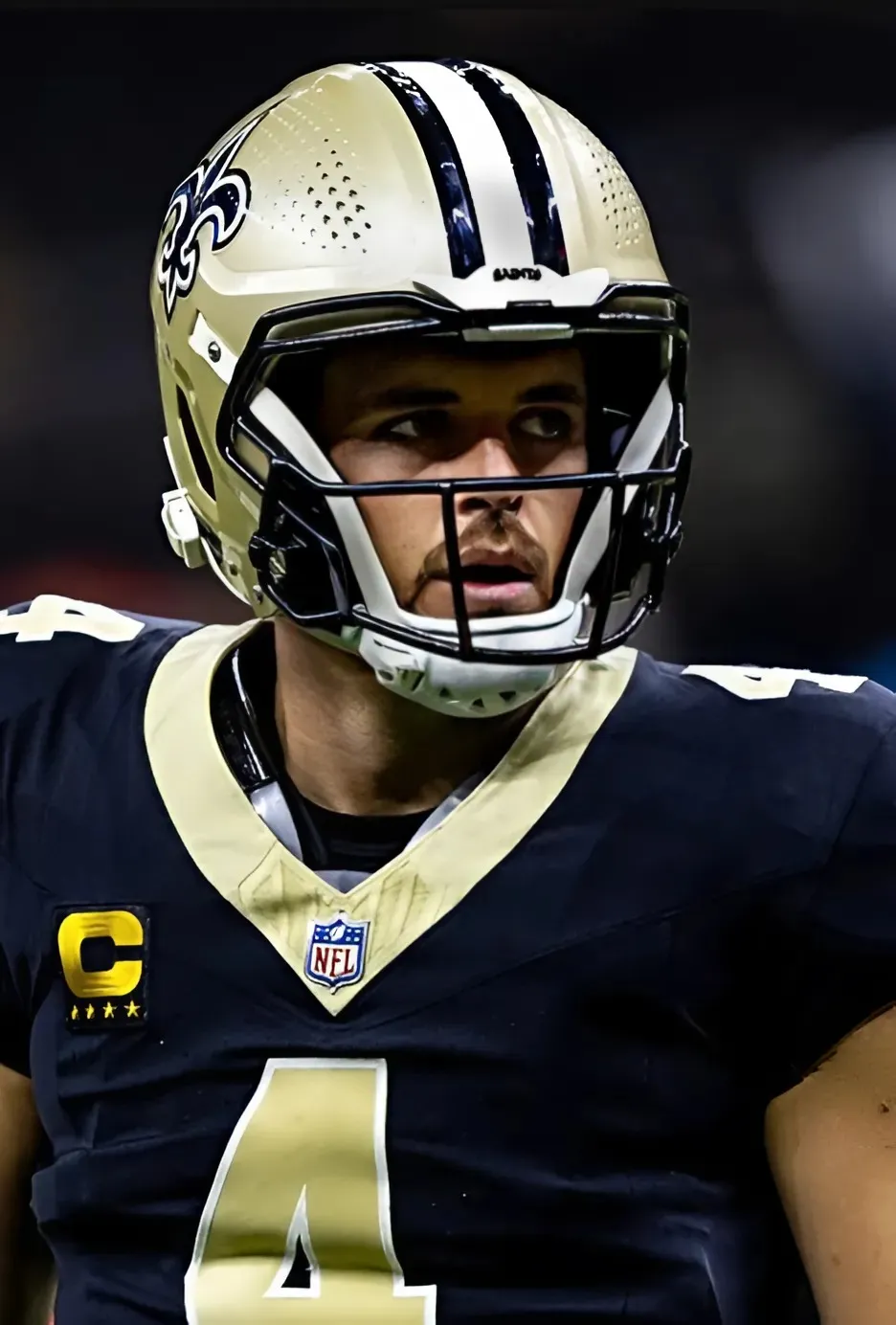 More details emerge from NFL insider regarding Saints QB Derek Carr's injury situation and future with New Orleans