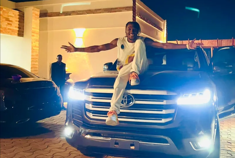 Yo Maps Buys Himself a Rolls-Royce – Living the Dream in Style!