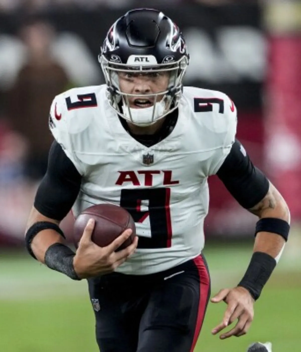 Broncos Add Record-Setting Former Starting QB Before Rookie Minicamp