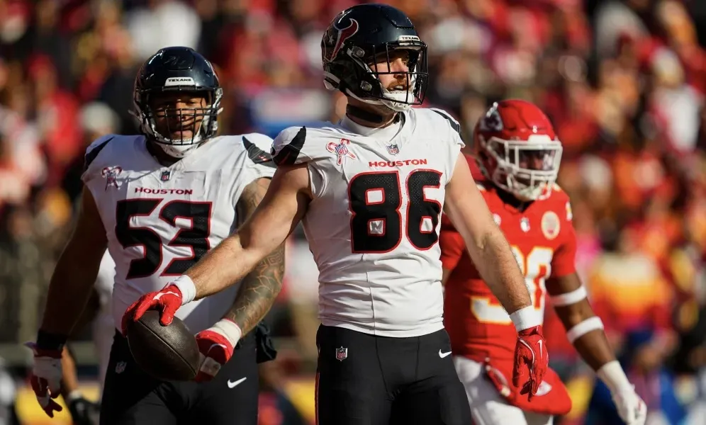 Houston Texans Could Consider Depressing Trade to Revamp Offense