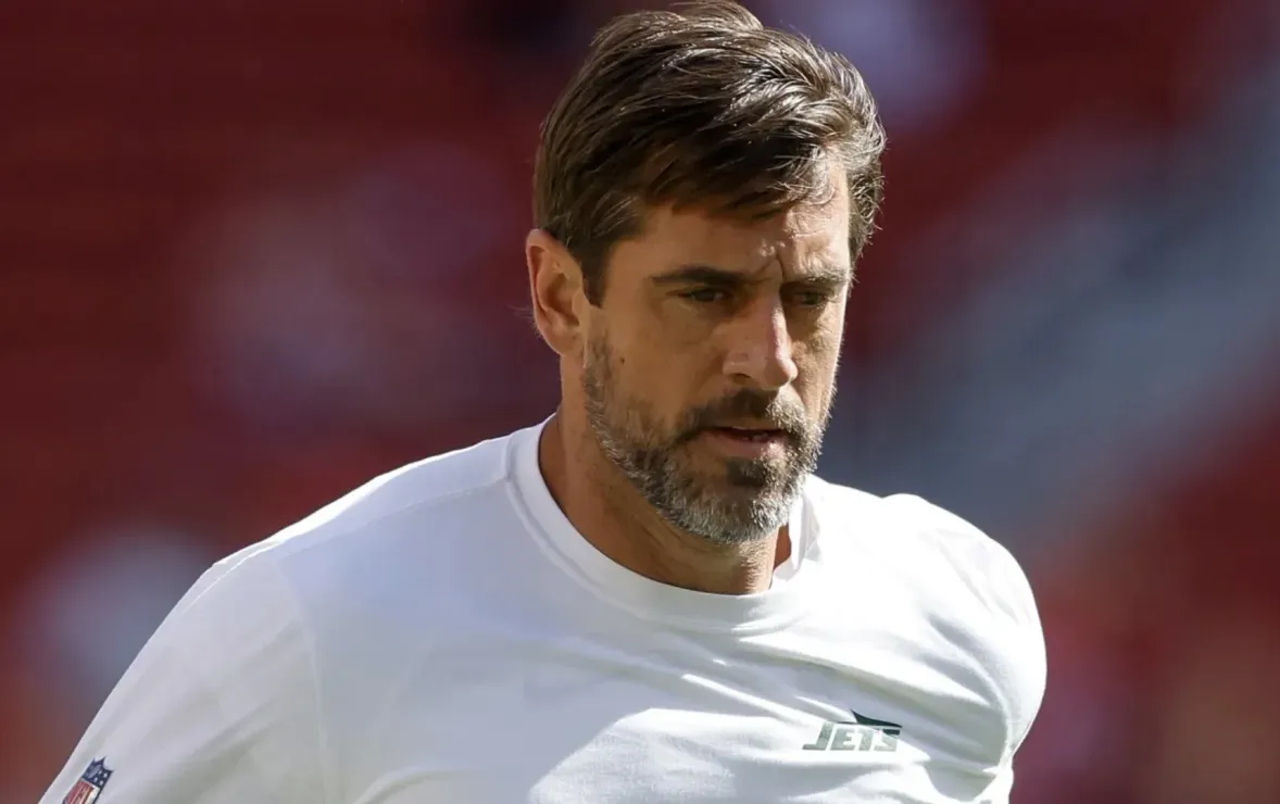 NFL News: Ex-Pro Bowl QB Proposes Aaron Rodgers Deadline for Steelers