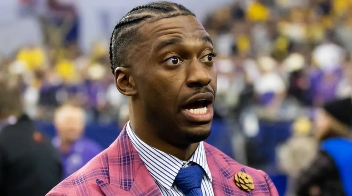 Robert Griffin III blasts Browns for dysfunctional QB situation