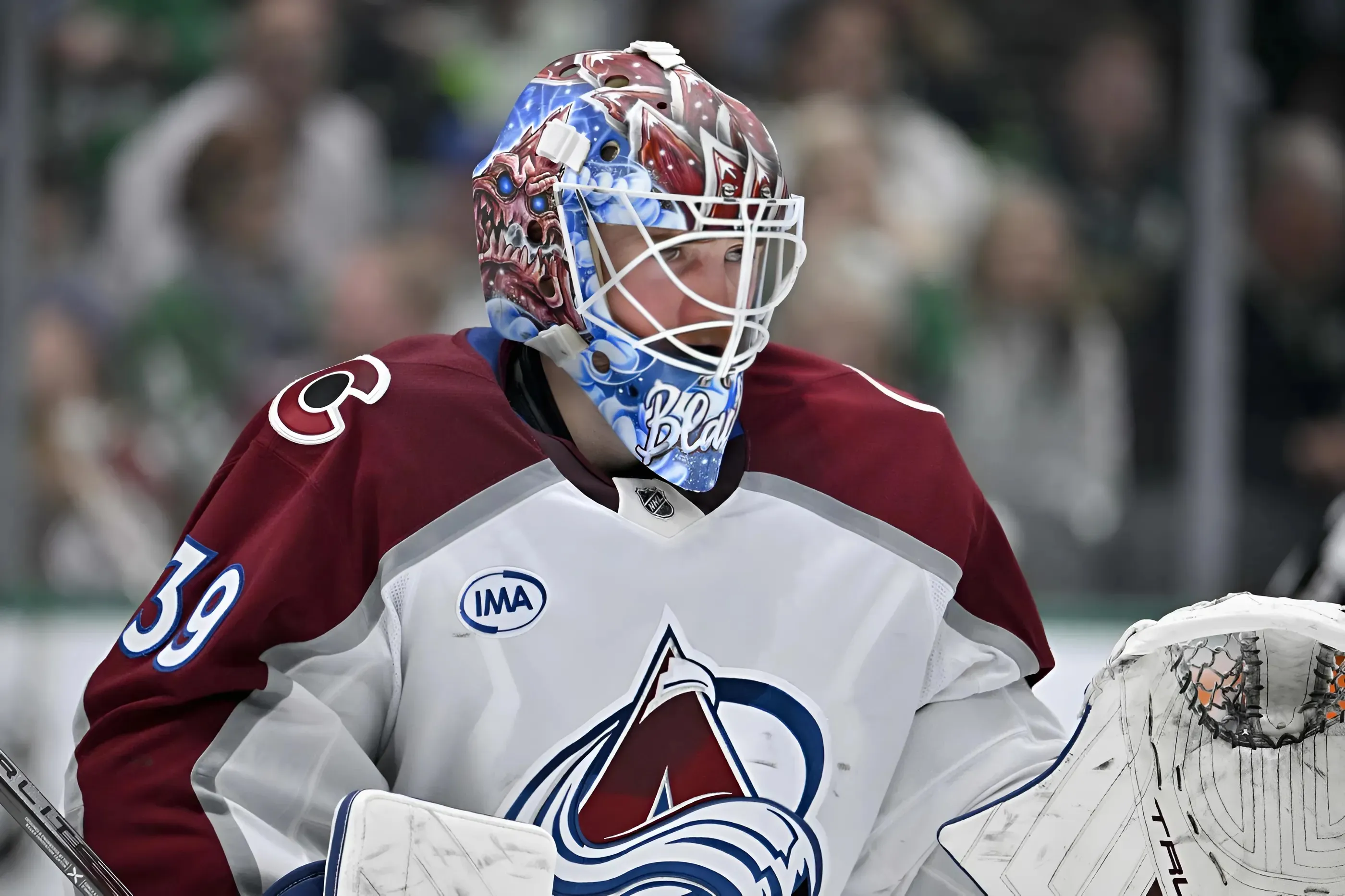 Ex-Avalanche Goalie Sticking With His New Team