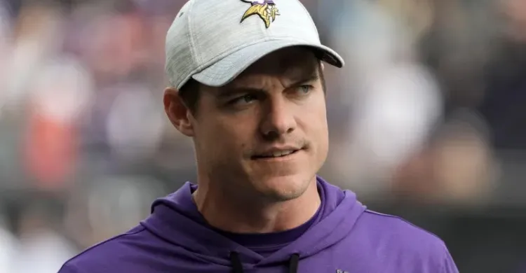 NFL Insider Reveals Vikings' Hard Feelings About QB Departure