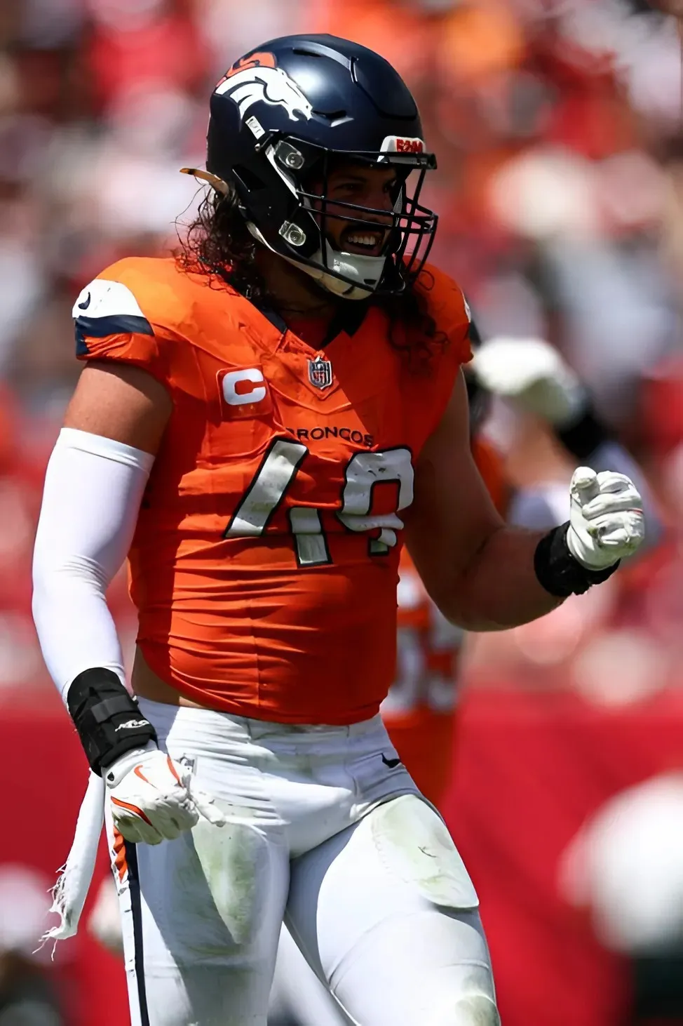 Broncos LB Alex Singleton provides an update on his recovery from his ACL injury