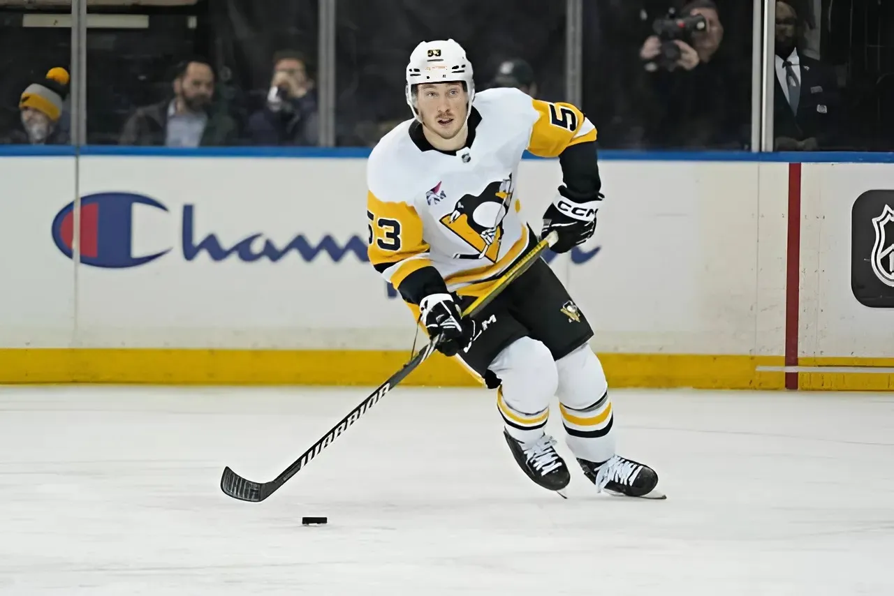 Philip Tomasino appeared to rediscover some of his potential after trade to Penguins