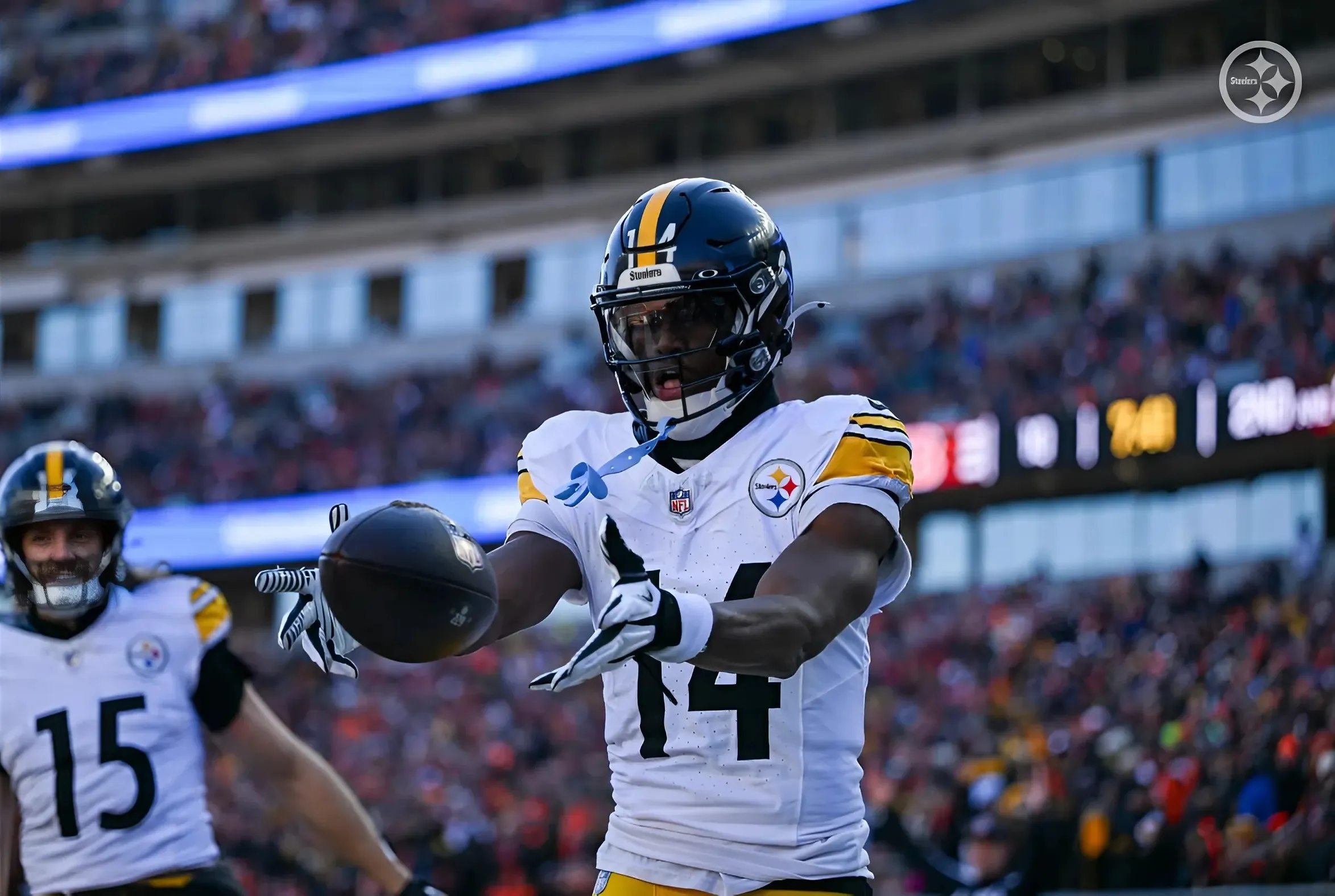 Steelers Insider Reveals Two Strong Options To Replace George Pickens