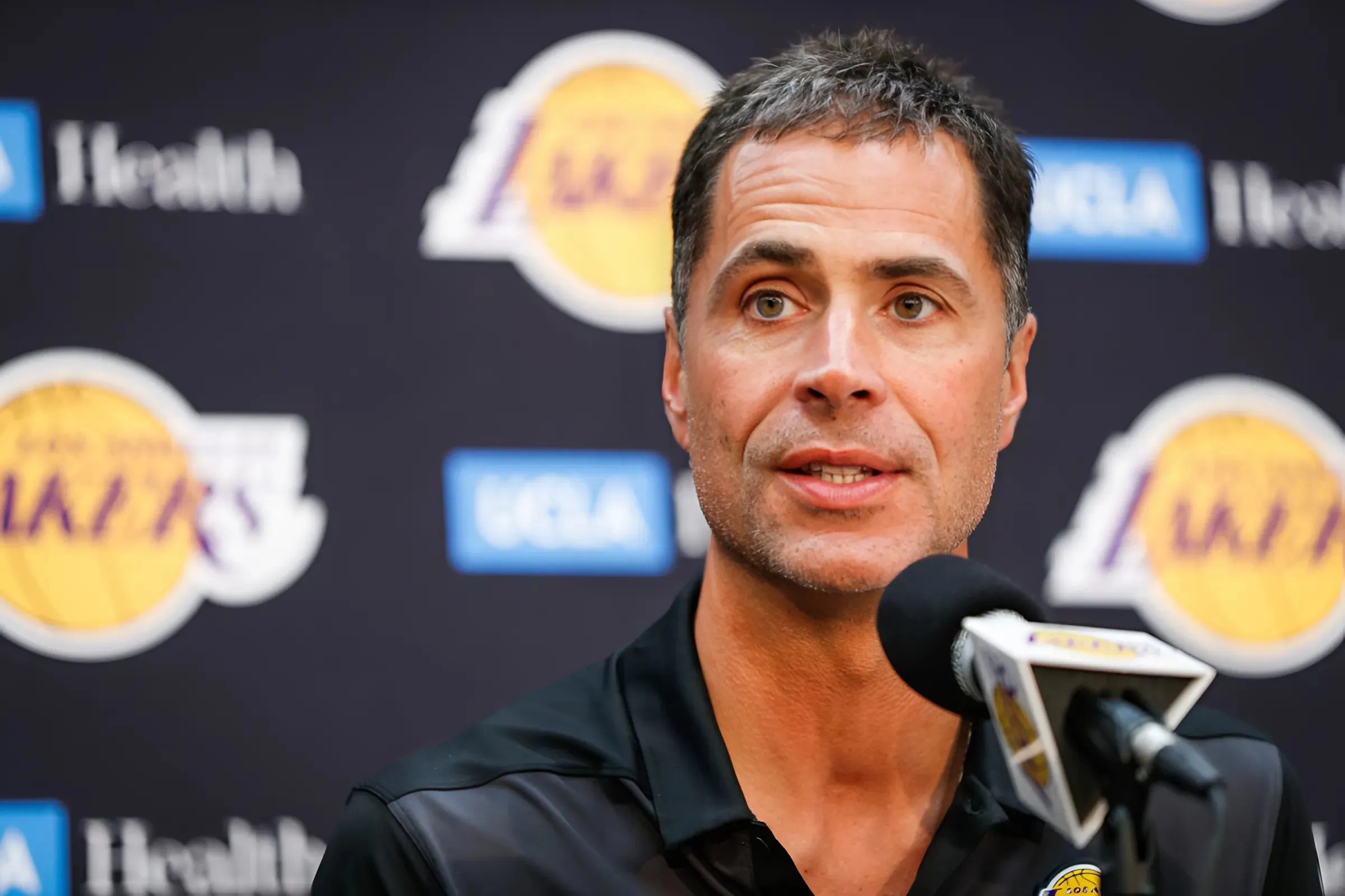 Lakers Add `True 7-Footer’ in Proposed Trade