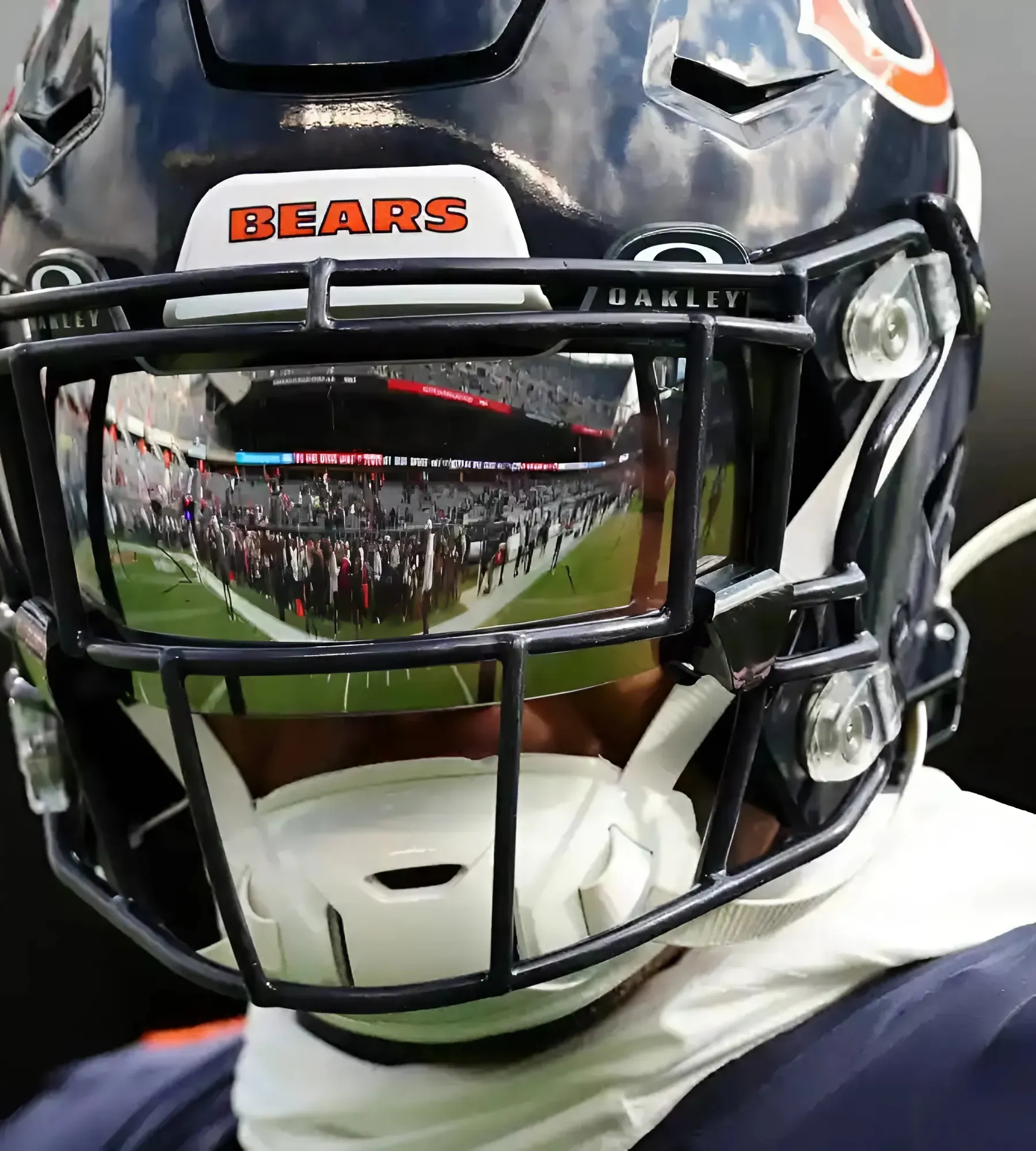 Bears 35-TD Gadget Called Out for ‘Weird’ Behavior by Analyst