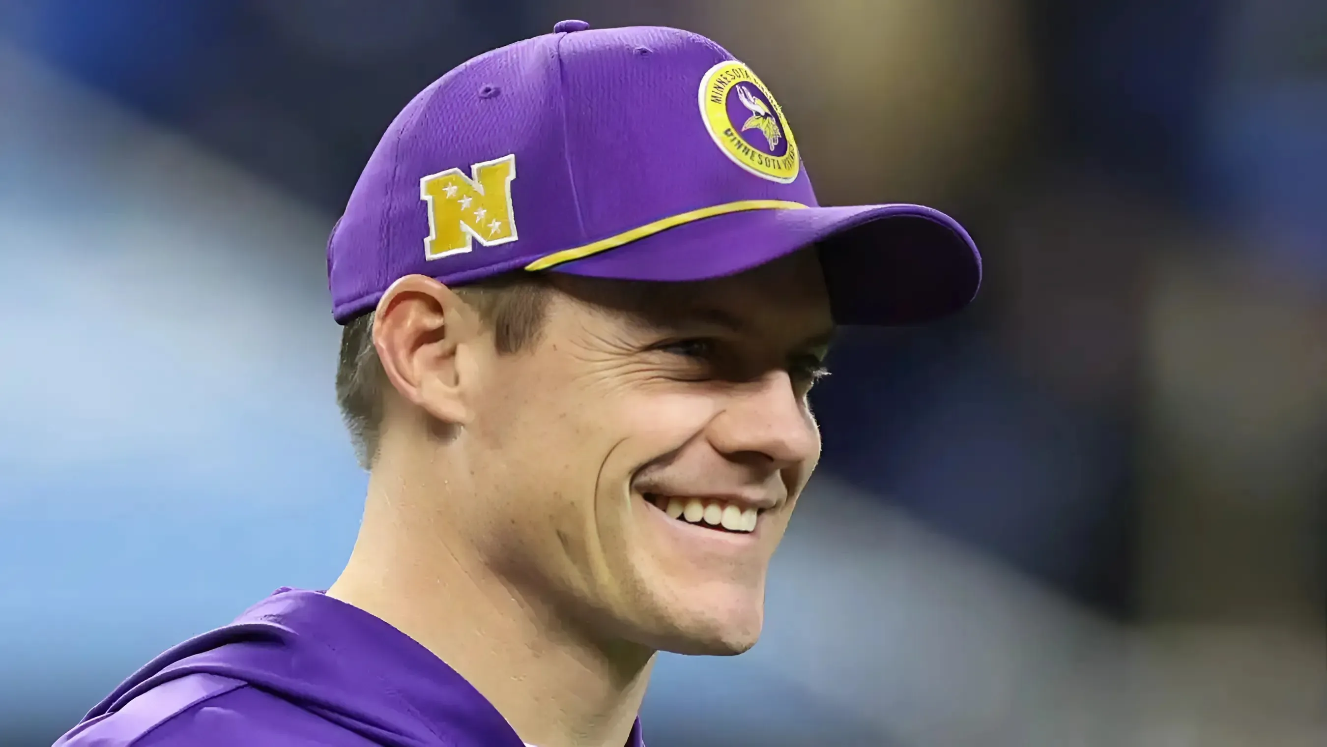 Vikings Bring in Record-Setting QB With Local Ties After Award-Winning Season