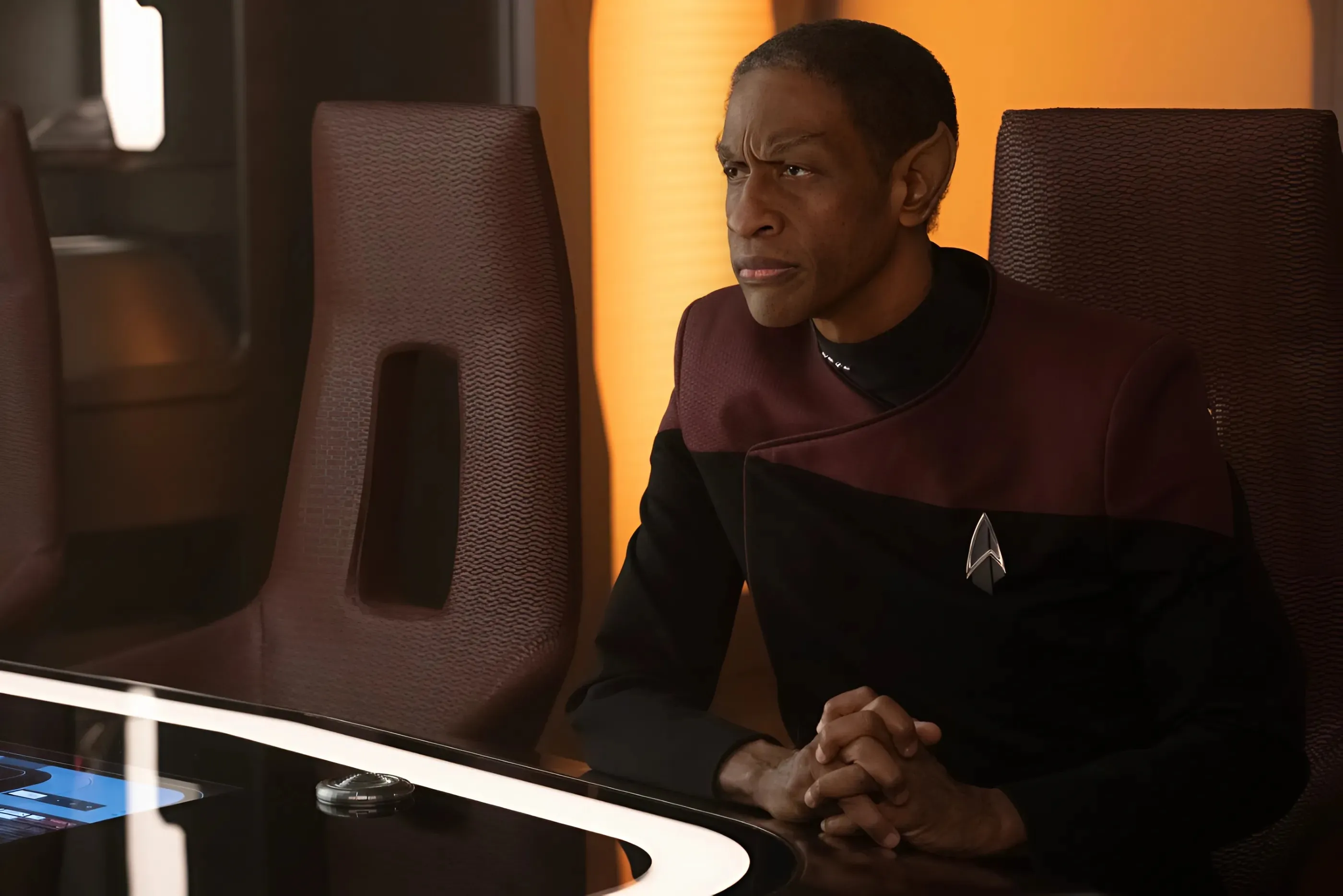 I Love How Star Trek: Voyager’s Flashback Episode Told The Story Missing From The Final Original Series Movie