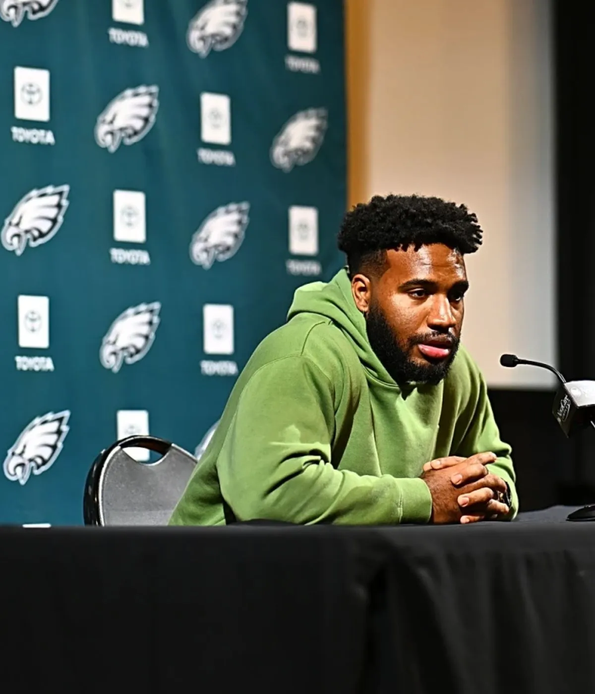 Stop-Gaps Or A Second Chance For In-House Eagles' Pass Rusher?