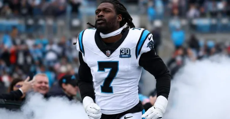 Commanders Urged to Sign $95 Million Former No. 1 Overall Pick