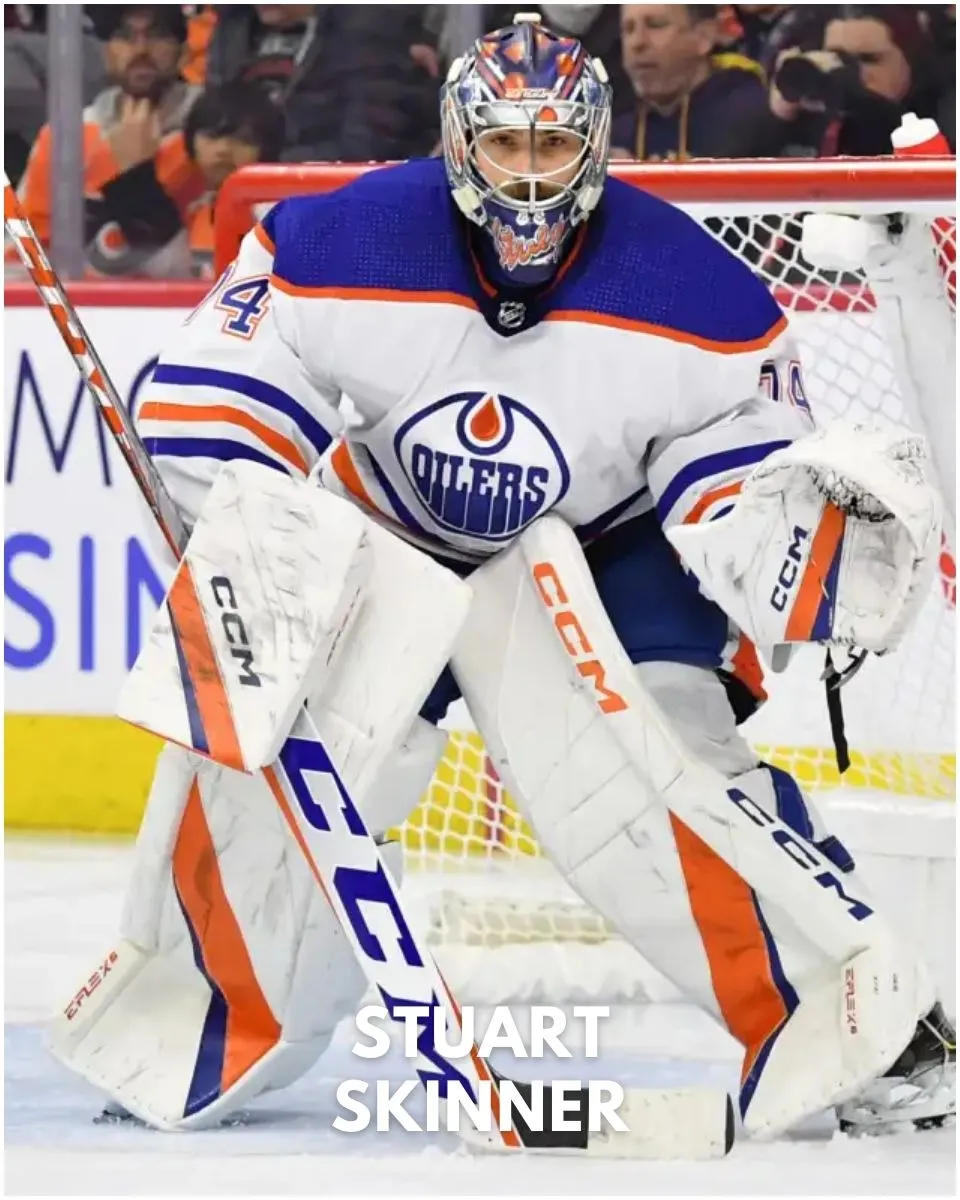 Why Flyers should trade for Stuart Skinner