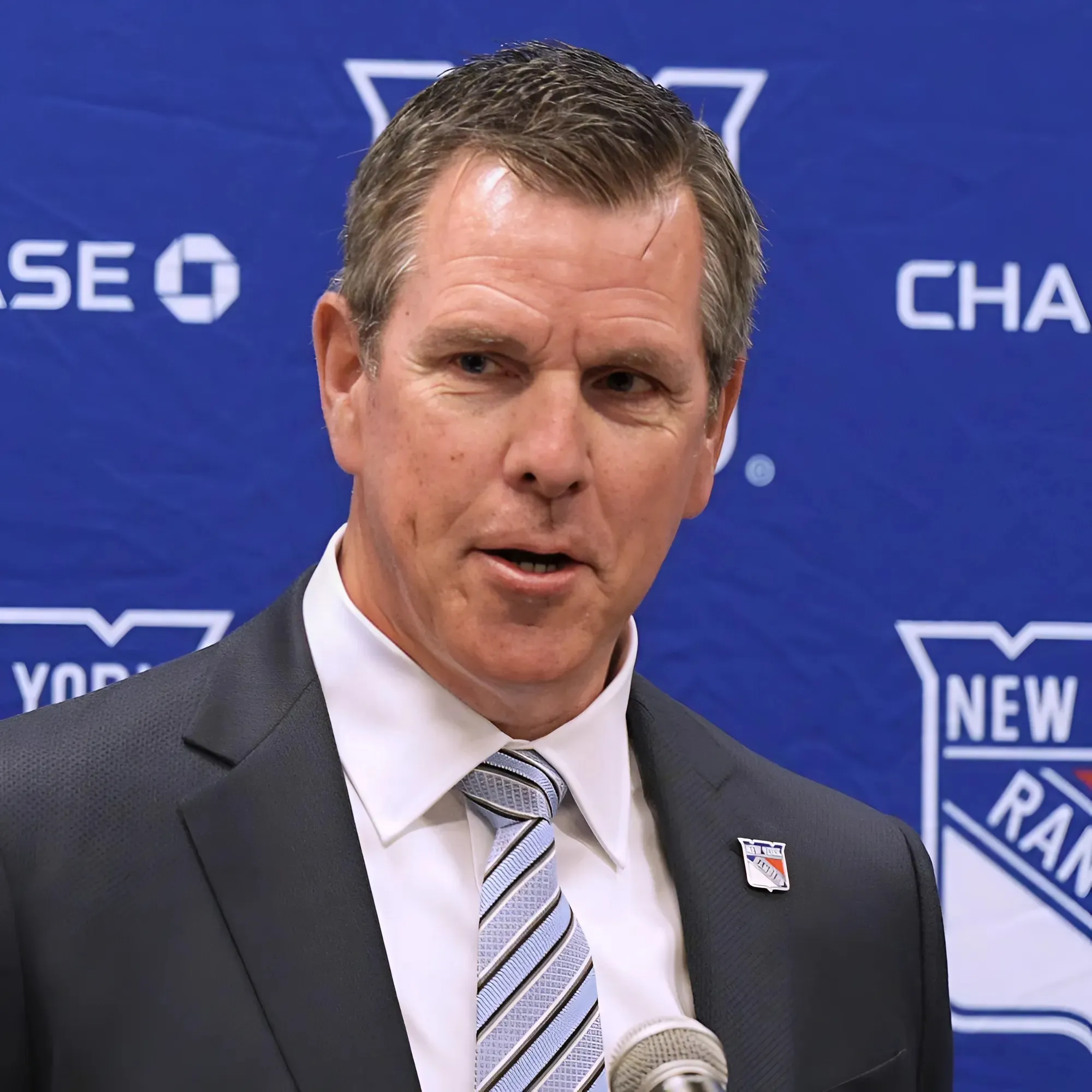Mike Sullivan stuns fans as he issues a very passionate statement on returning to the New York Rangers