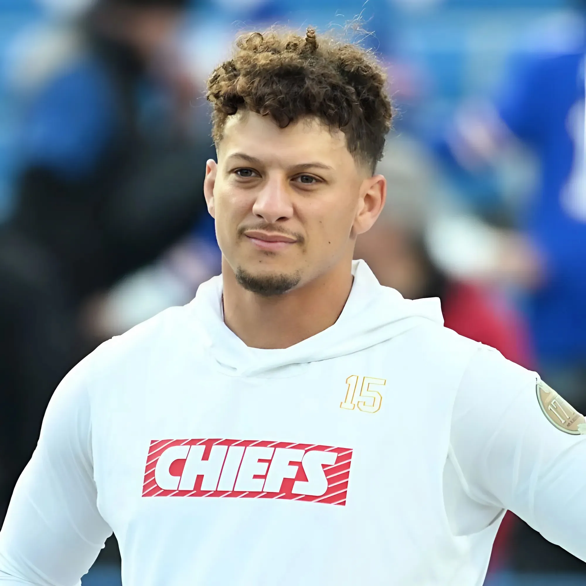 Patrick Mahomes, the Chiefs' most generous player: gives two Rolexes and a golf cart to a teammate